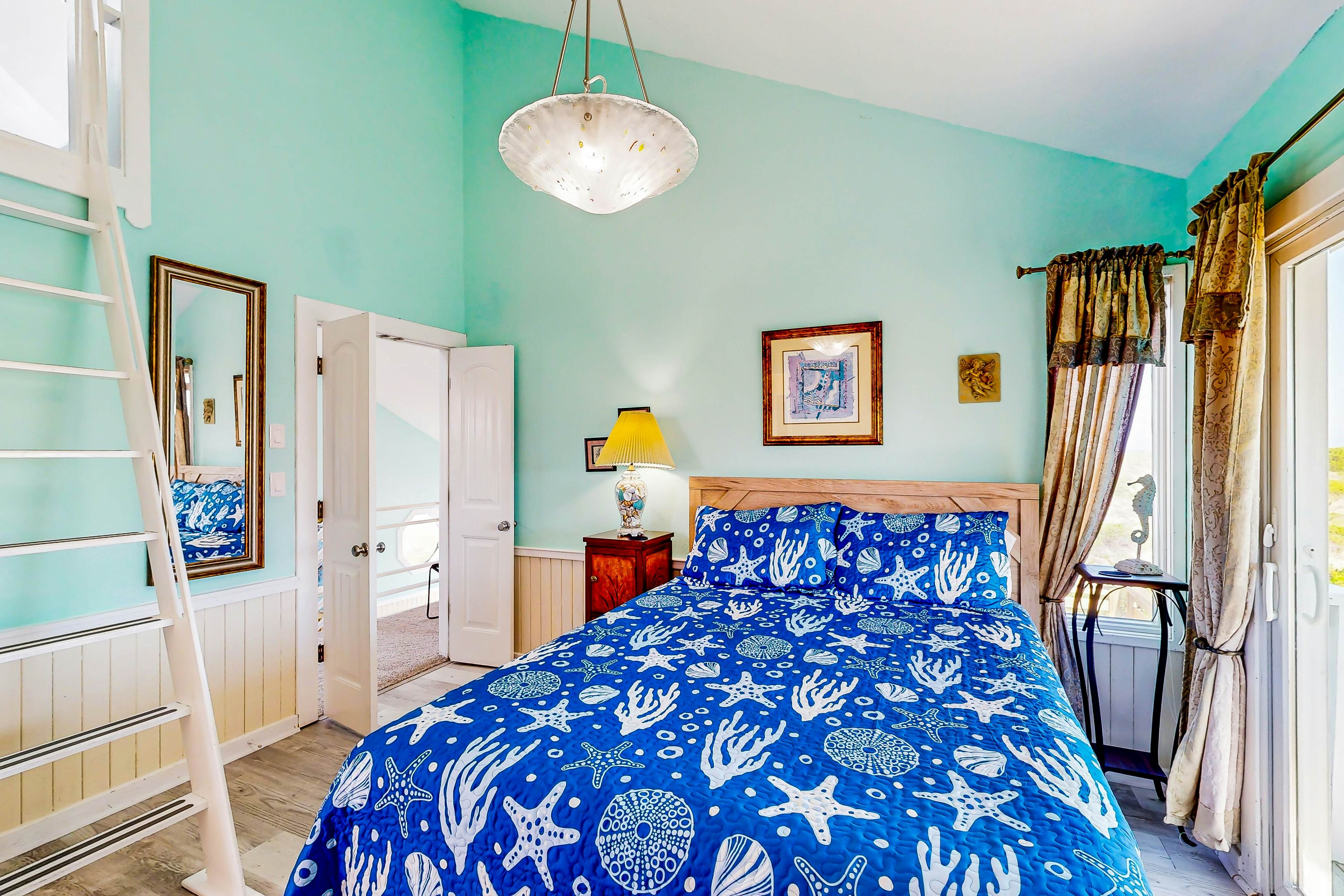 AVHC75 Breakwater  #75-HC