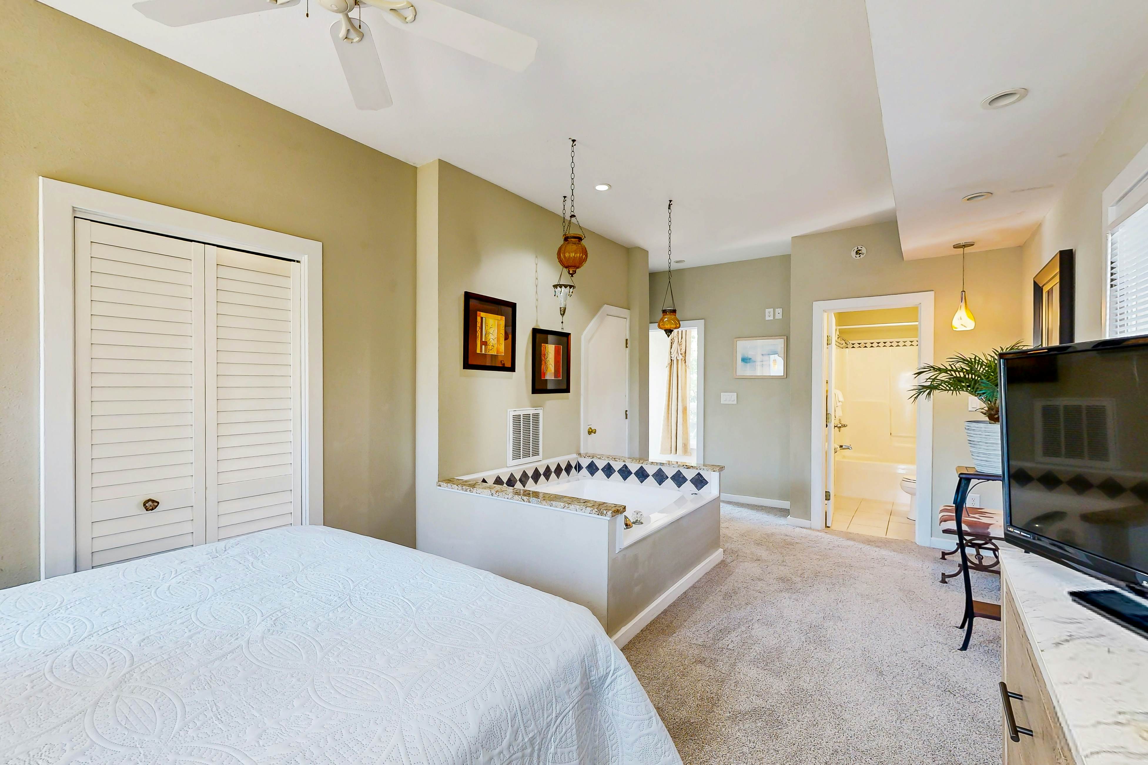 AVHC75 Breakwater  #75-HC