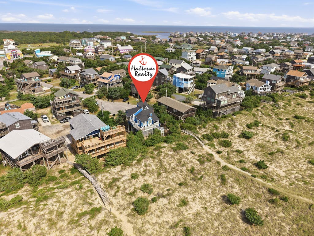 Oceanfront Community Pool, New Owners, Newly Renovated, and dog friendly