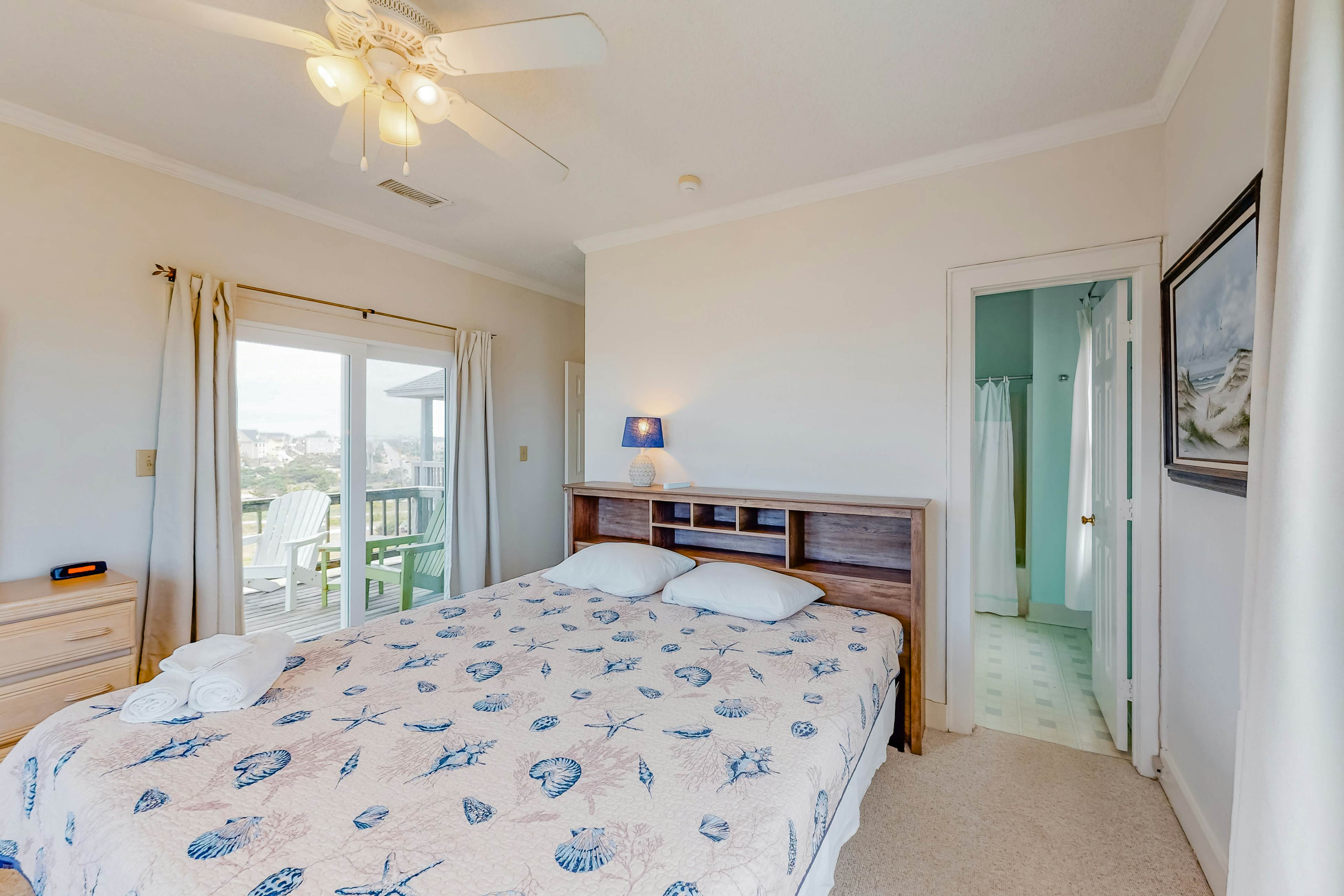 AVIK16 Carried Away #16-IC