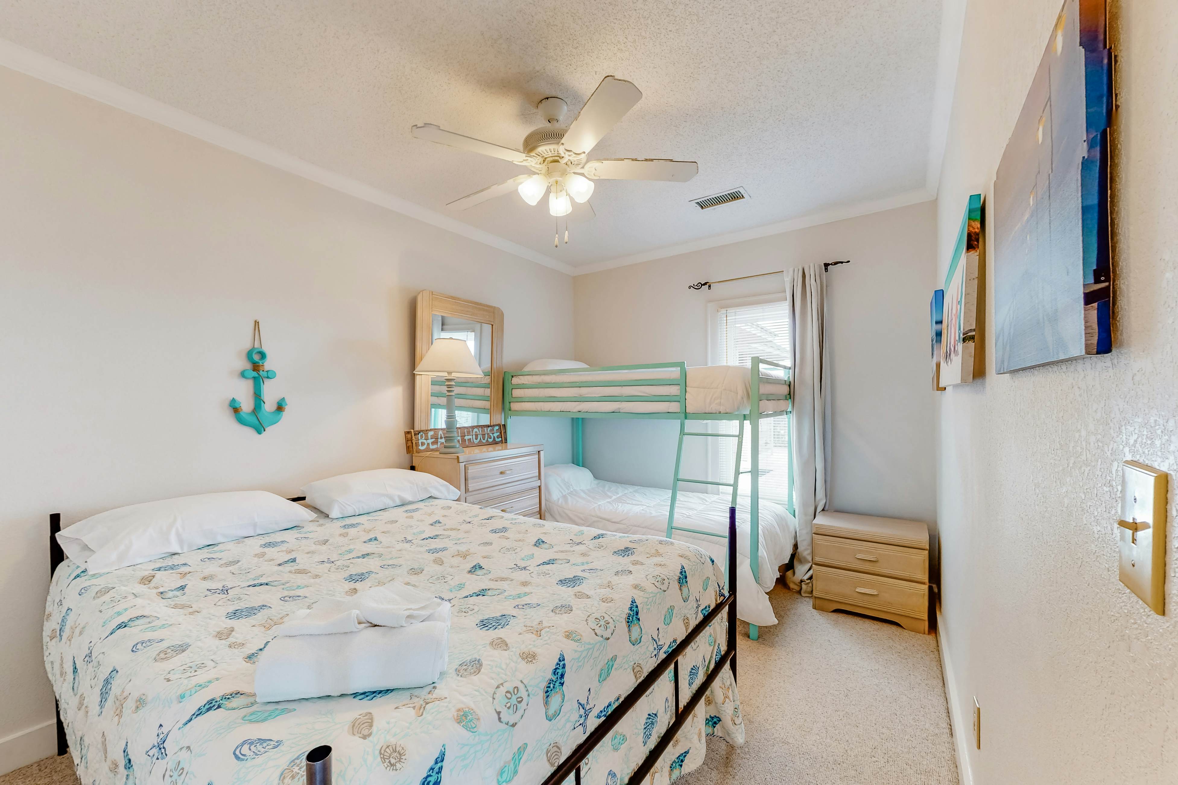 AVIK16 Carried Away #16-IC