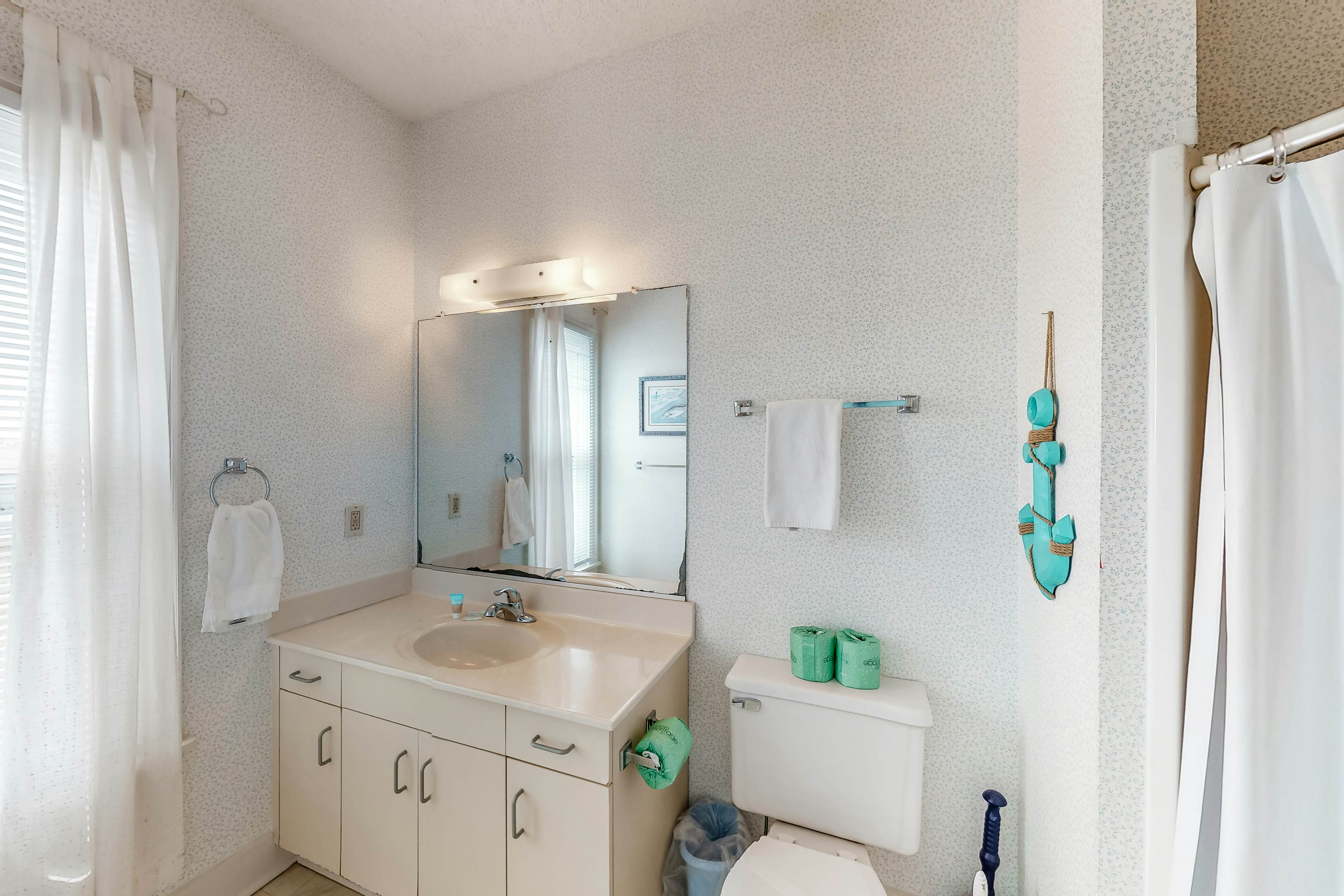 AVIK16 Carried Away #16-IC