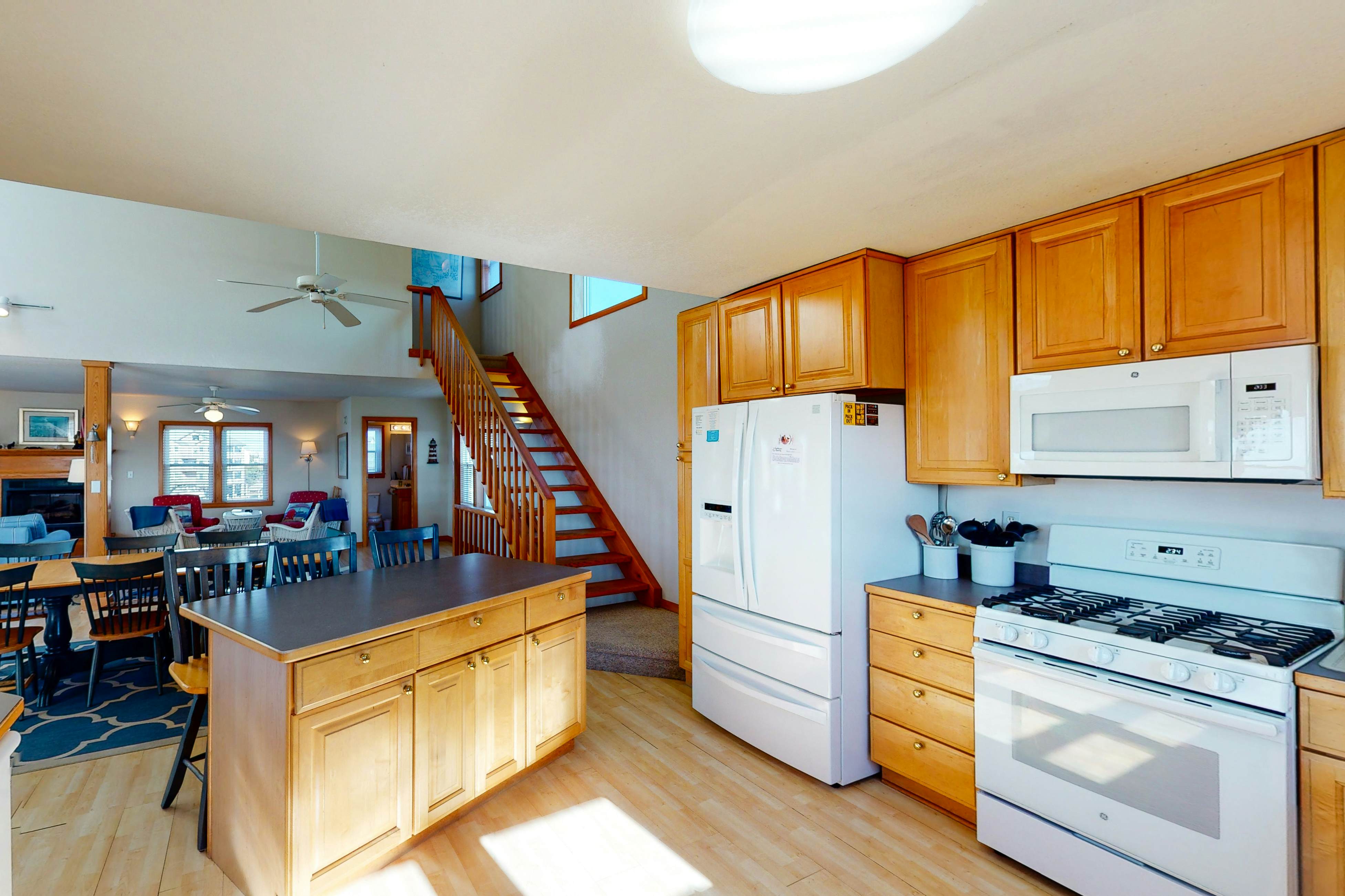 AVHC205 Pamlico Sails  #205HC