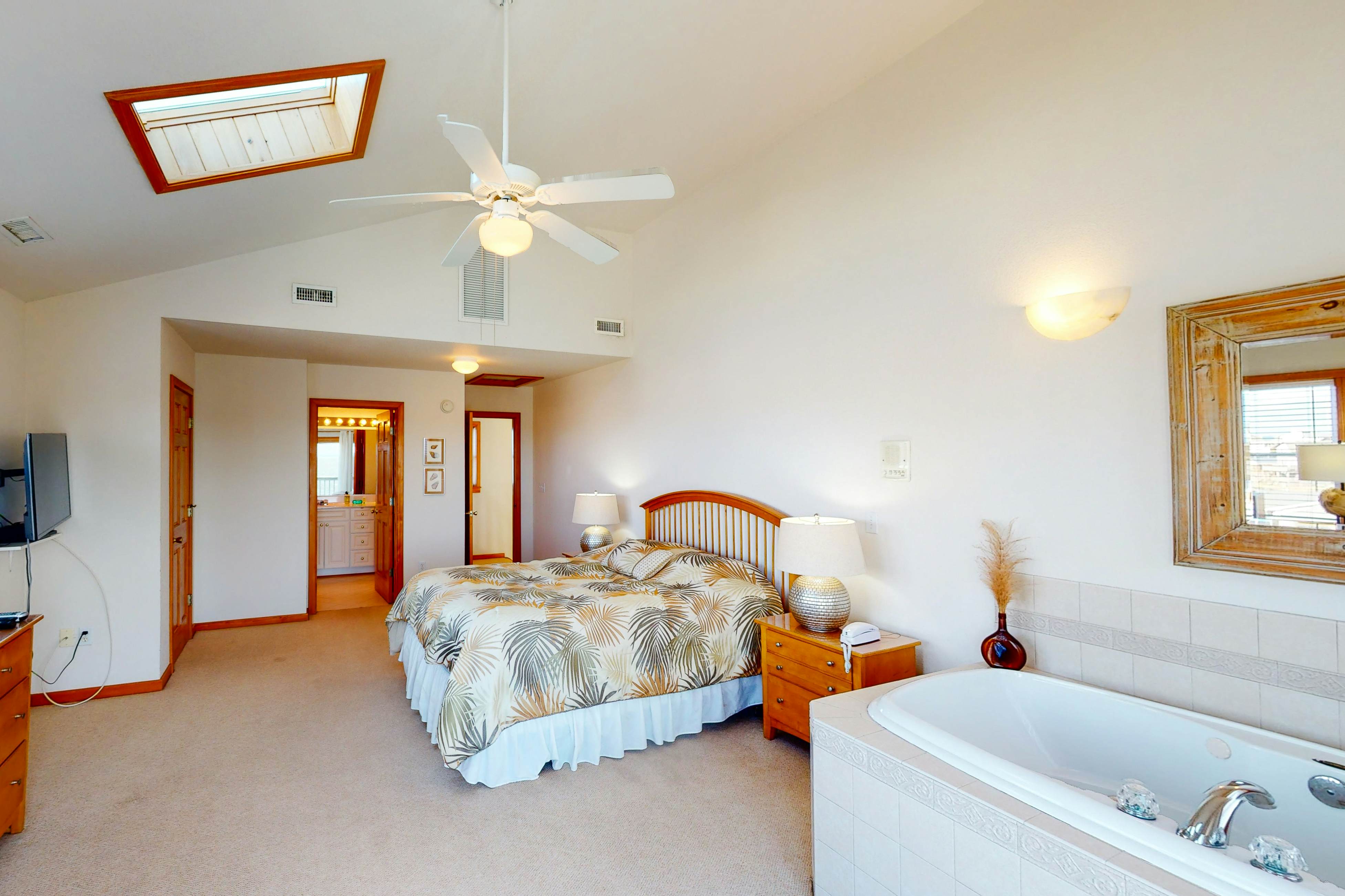 AVHC205 Pamlico Sails  #205HC