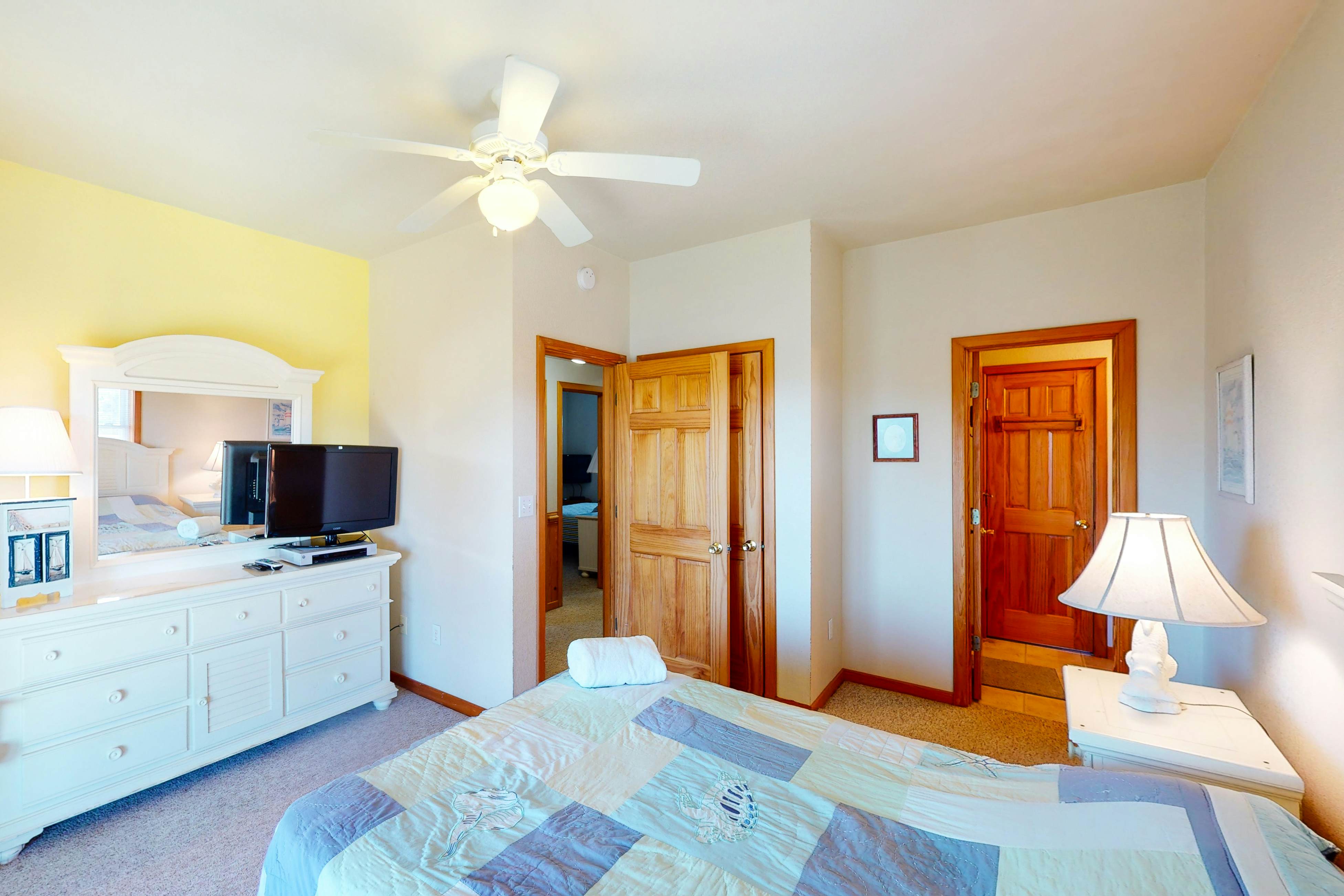 AVHC205 Pamlico Sails  #205HC