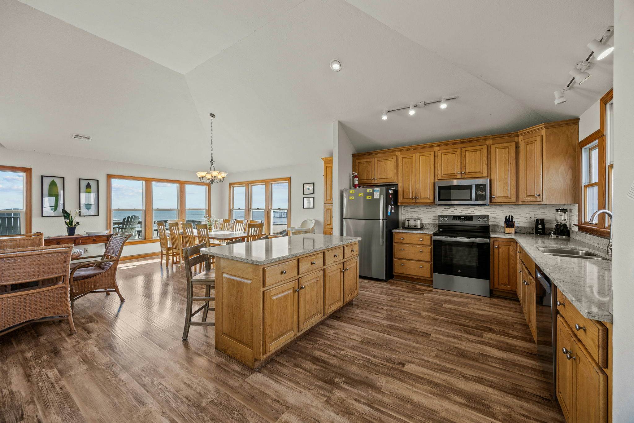 AVKD10 Off Duty #10-KD