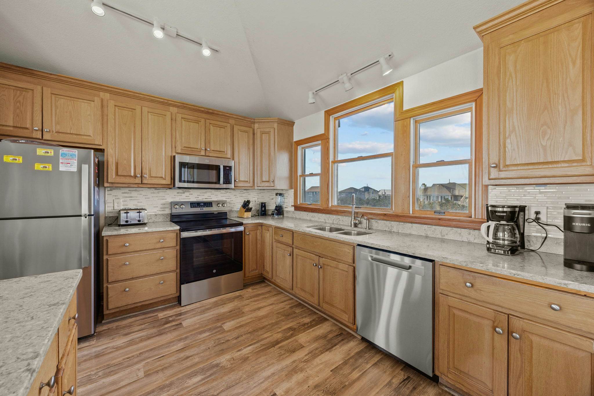 AVKD10 Off Duty #10-KD