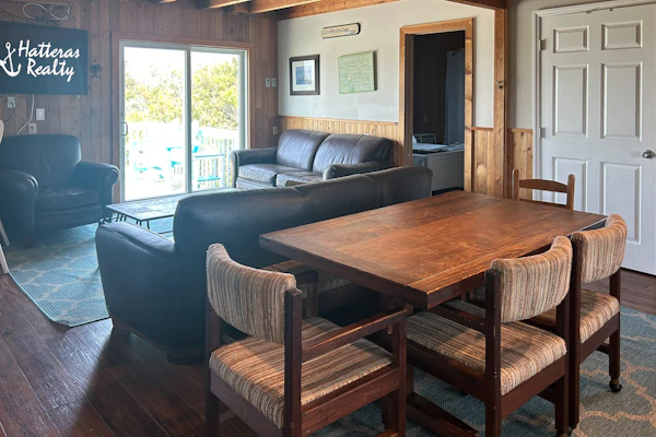 Sunset Sound Escape: Soundfront house, amazing sunset views