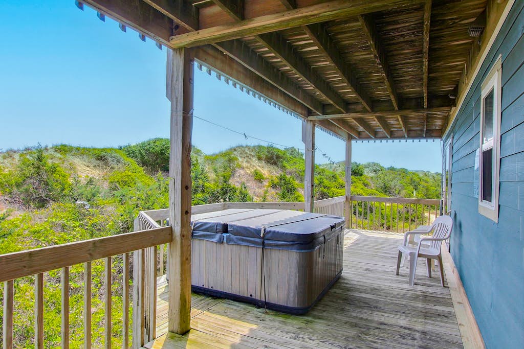 Sand Dollar #13-HC: Oceanfront, Dog-Friendly, Private Hot Tub