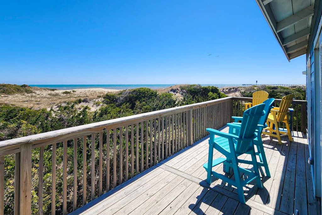Sand Dollar #13-HC: Oceanfront, Dog-Friendly, Private Hot Tub
