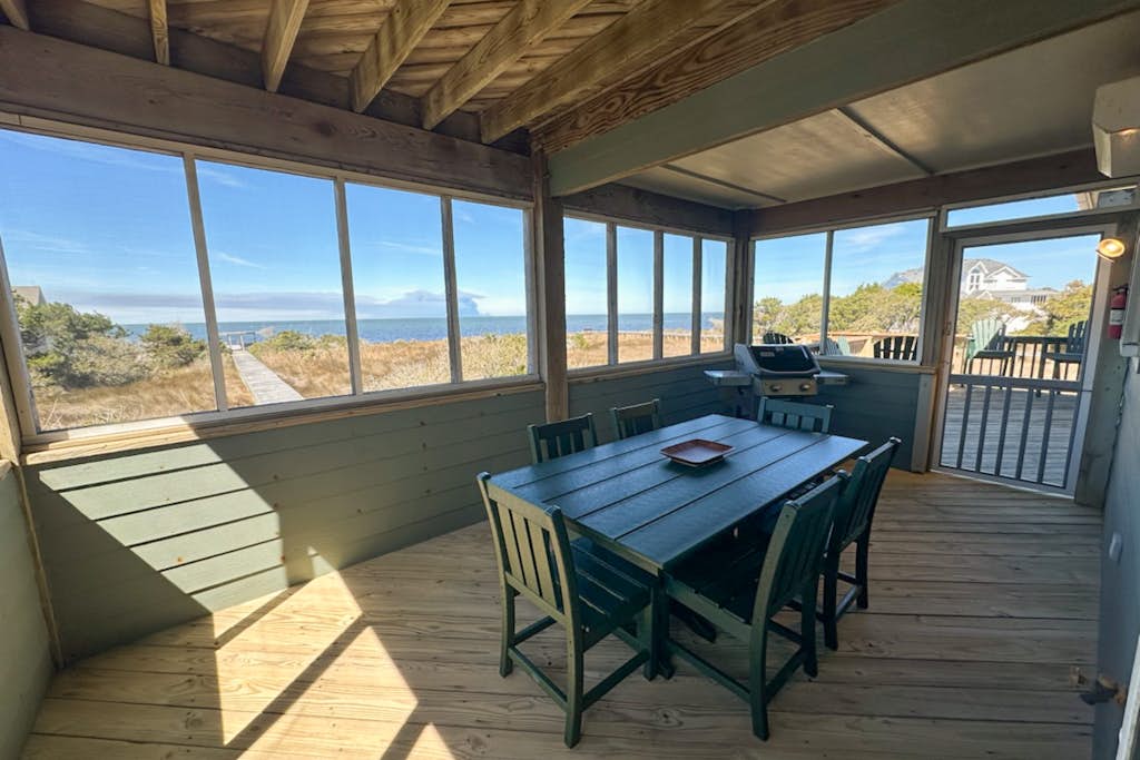 Waterfront dog-friendly house with free WiFi, private W/D, & shared pool