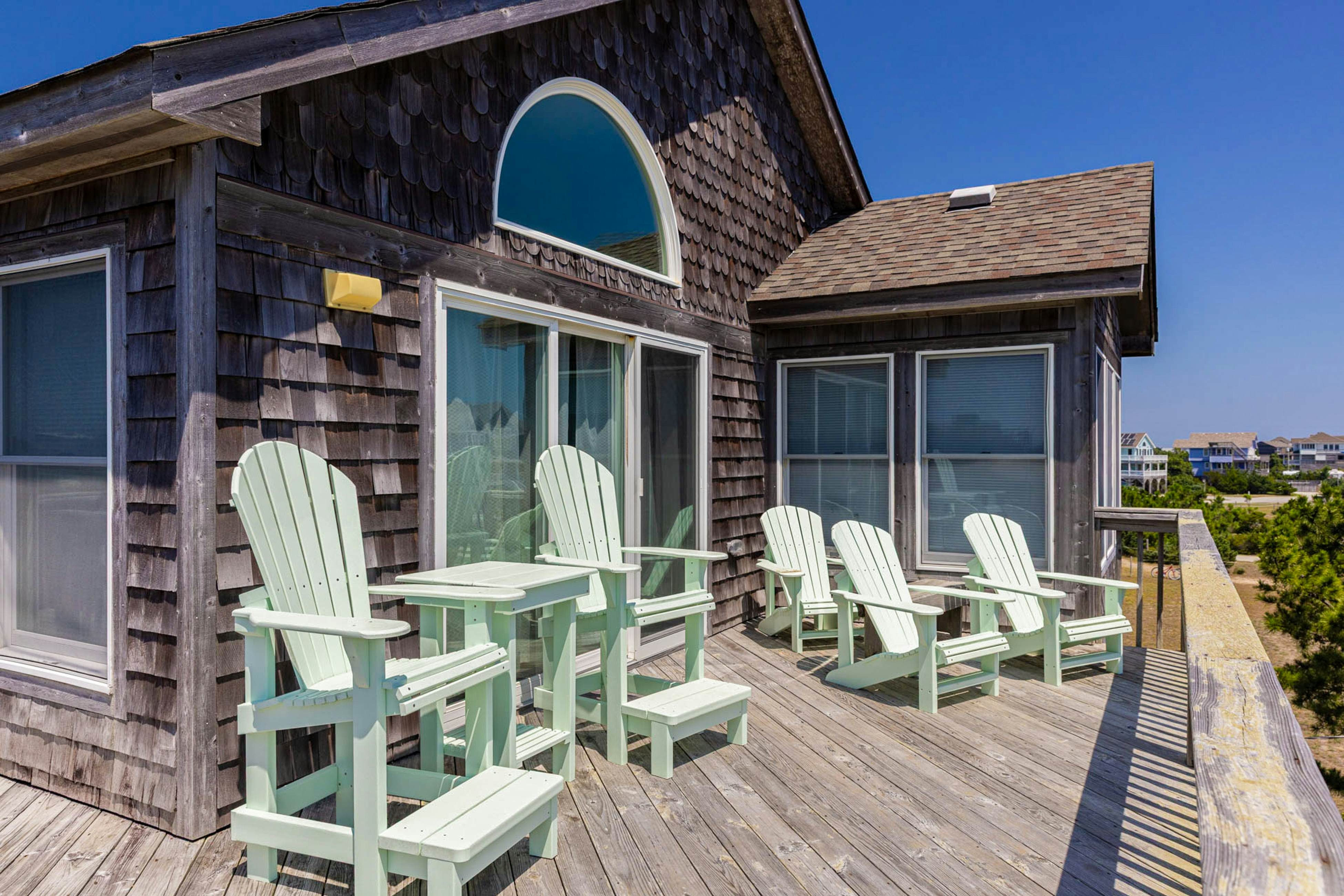 WV12 Holiday Beach House