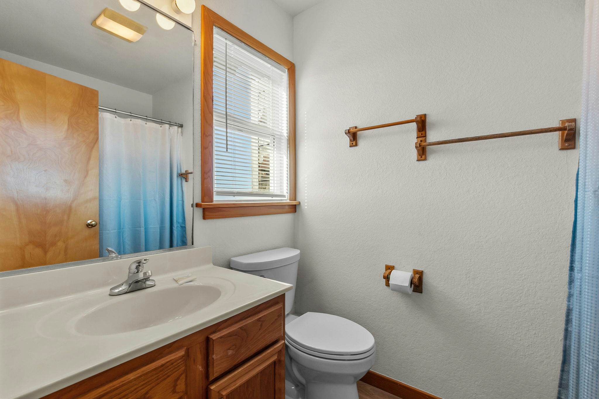 WV12 Holiday Beach House