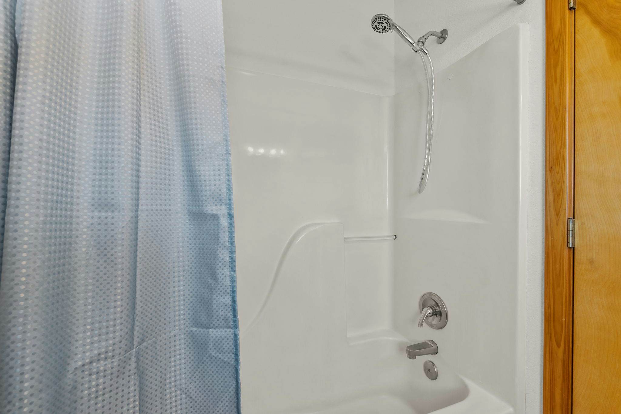 WV12 Holiday Beach House