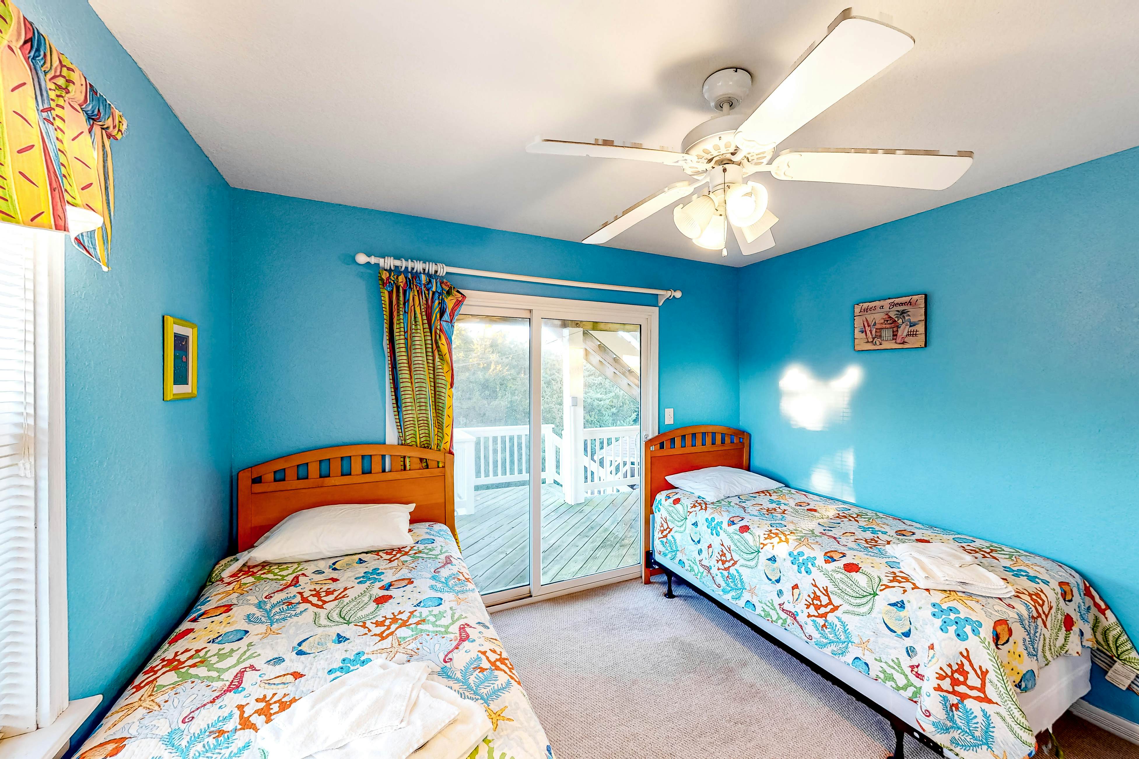 AVWKS101 Under The Boardwalk