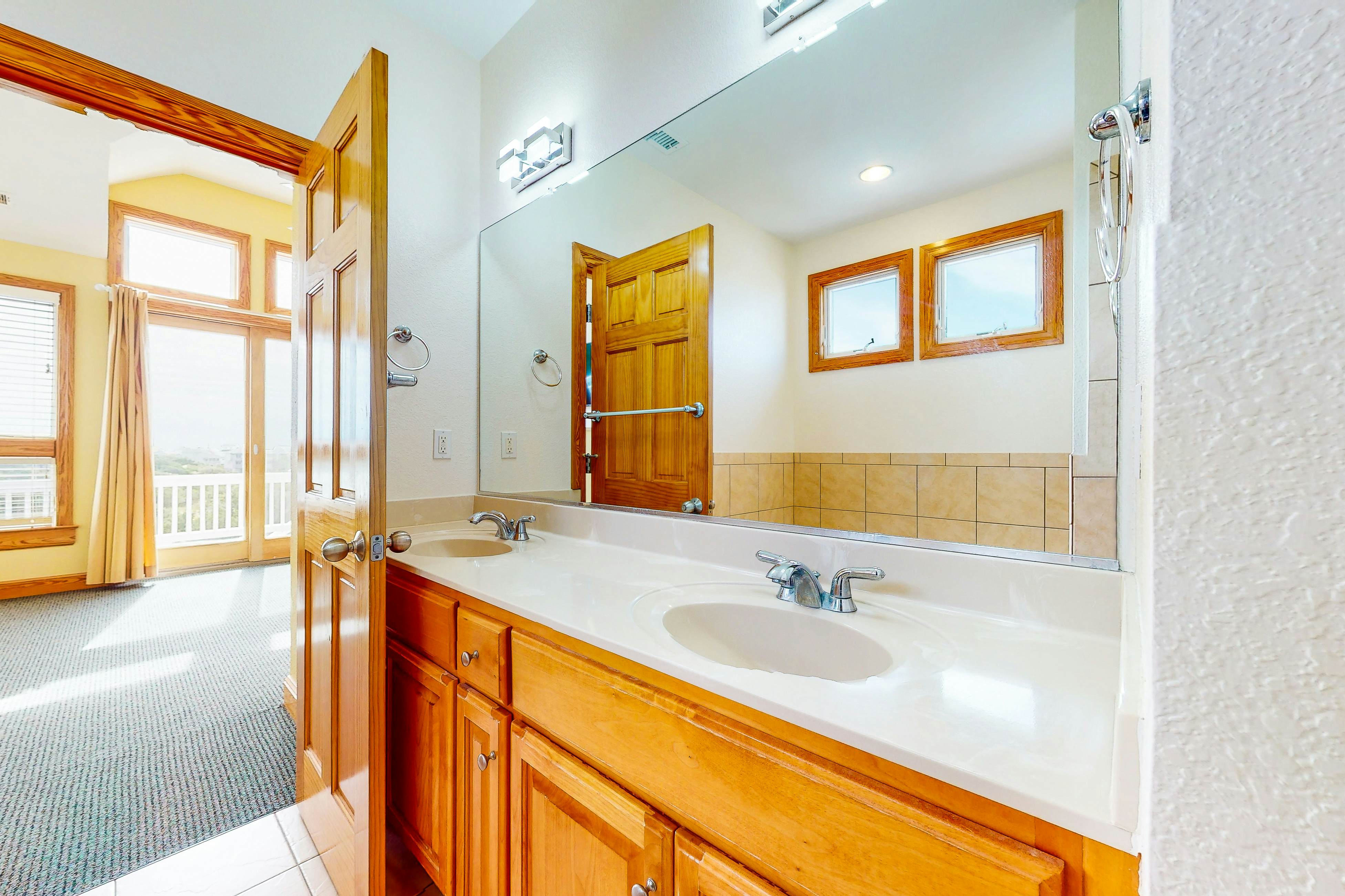 AVKS1124 Silversands Grand