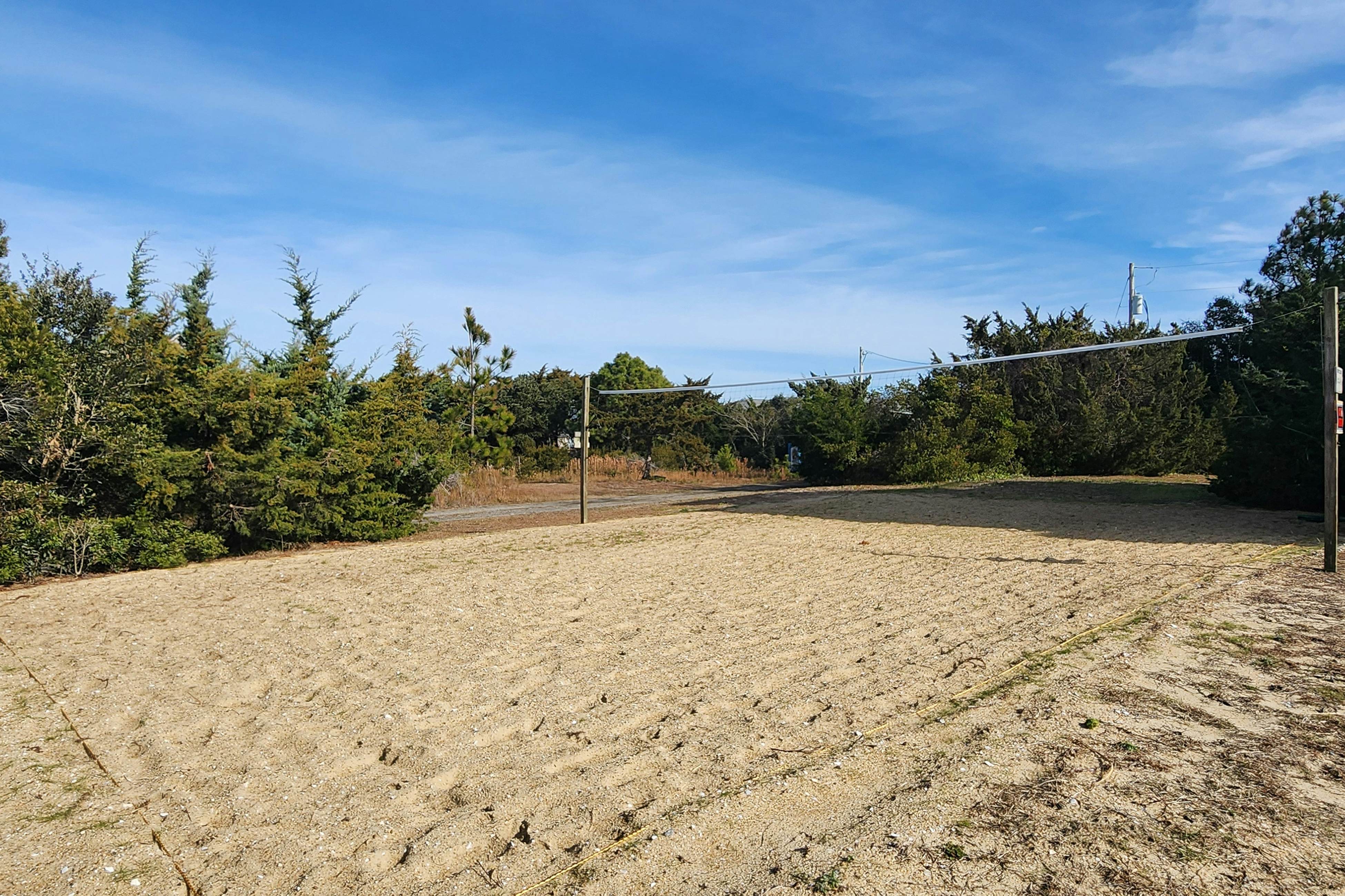 WV06 Breakwater Beach