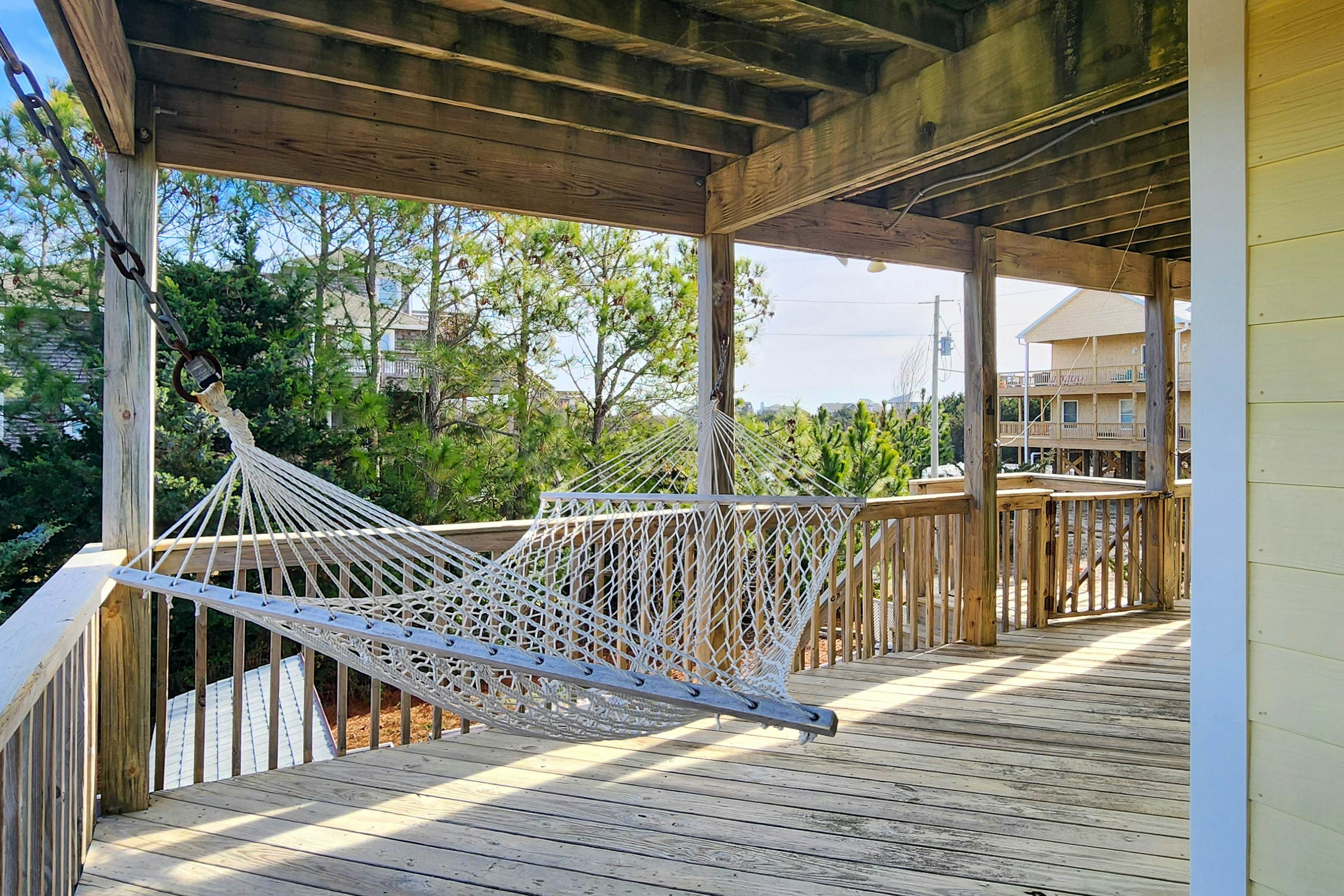 WV06 Breakwater Beach