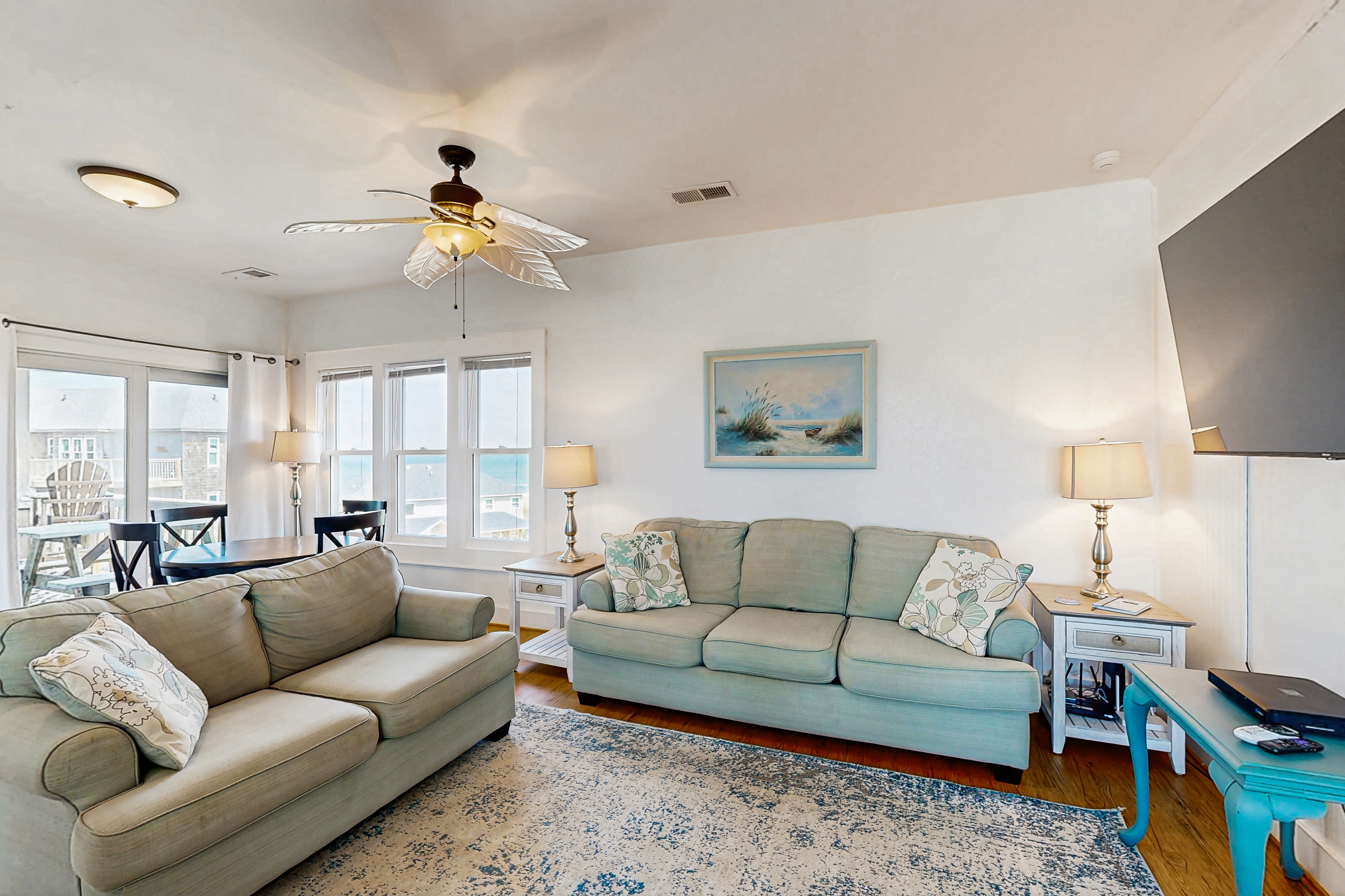 AVIC338 Waves Crest 338 IC