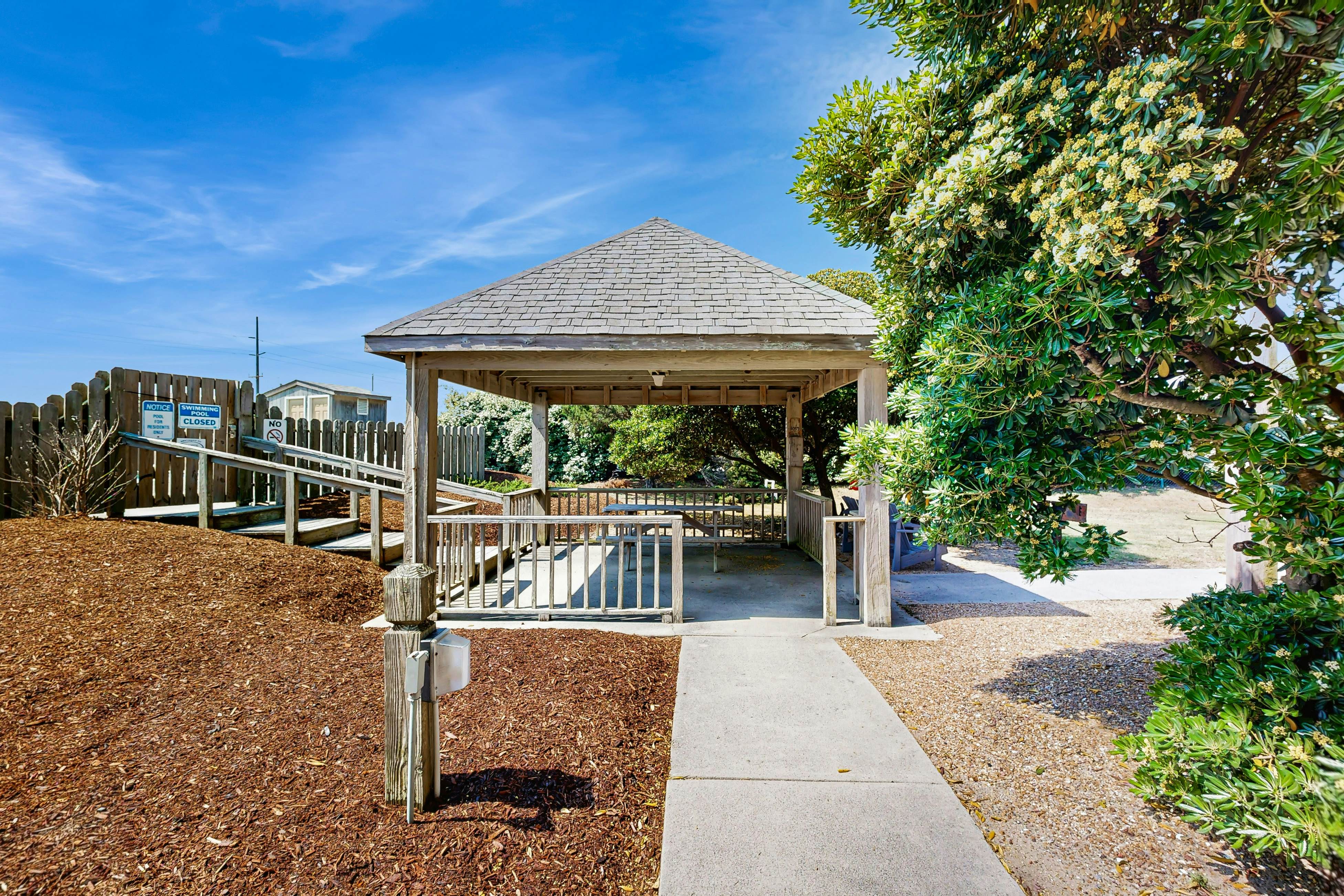 AVIC338 Waves Crest 338 IC