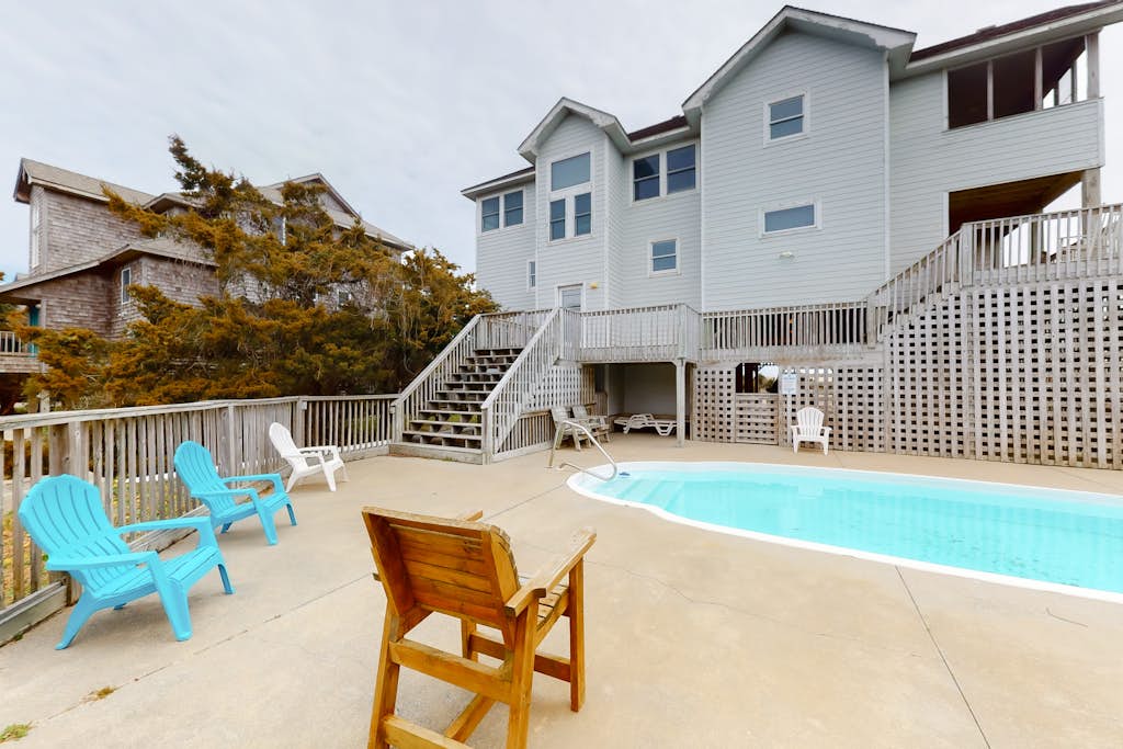 Oceanfront home with central AC, ocean view, private hot tub, & pool
