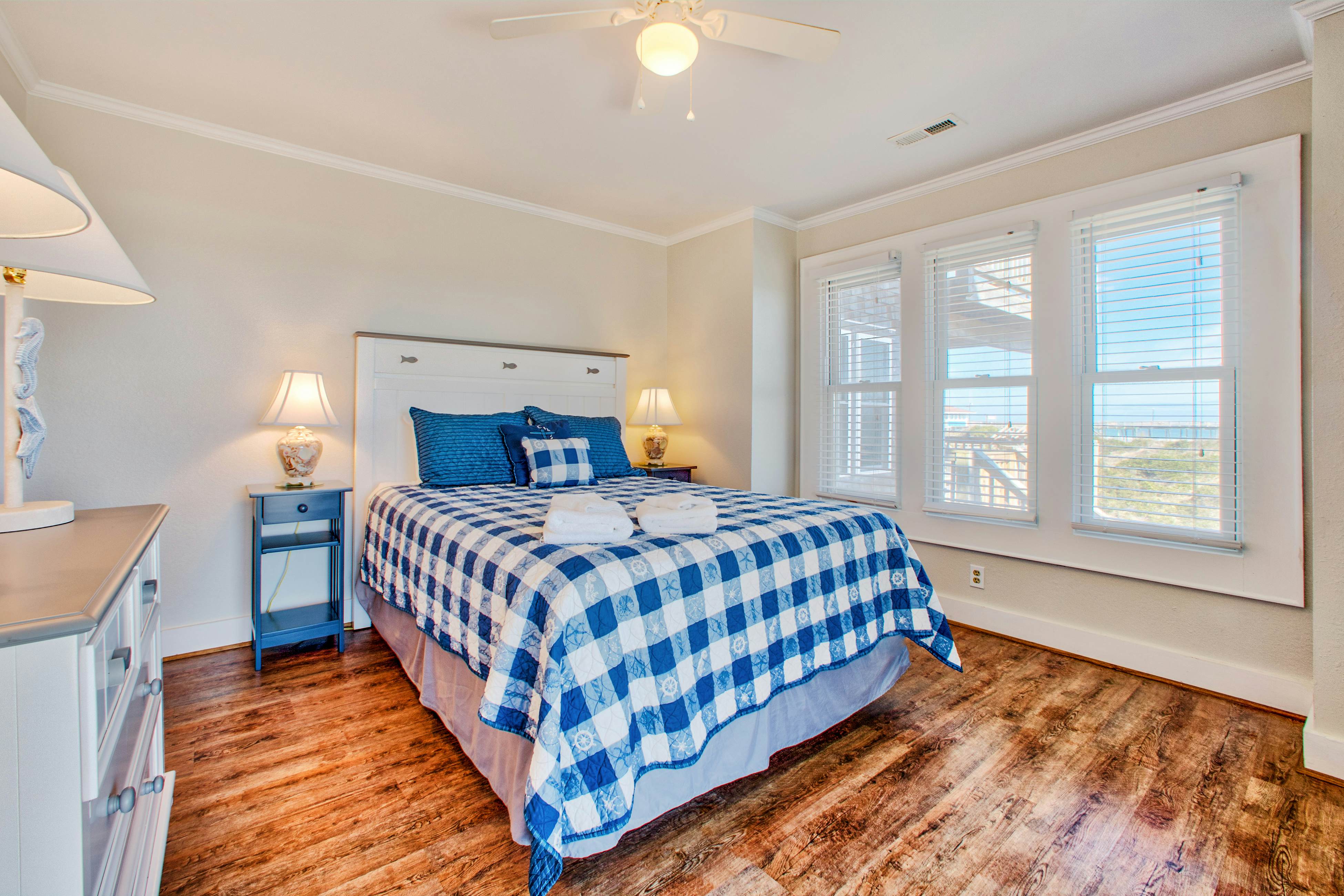 AVIC605 Sandy's Spot 605 IC