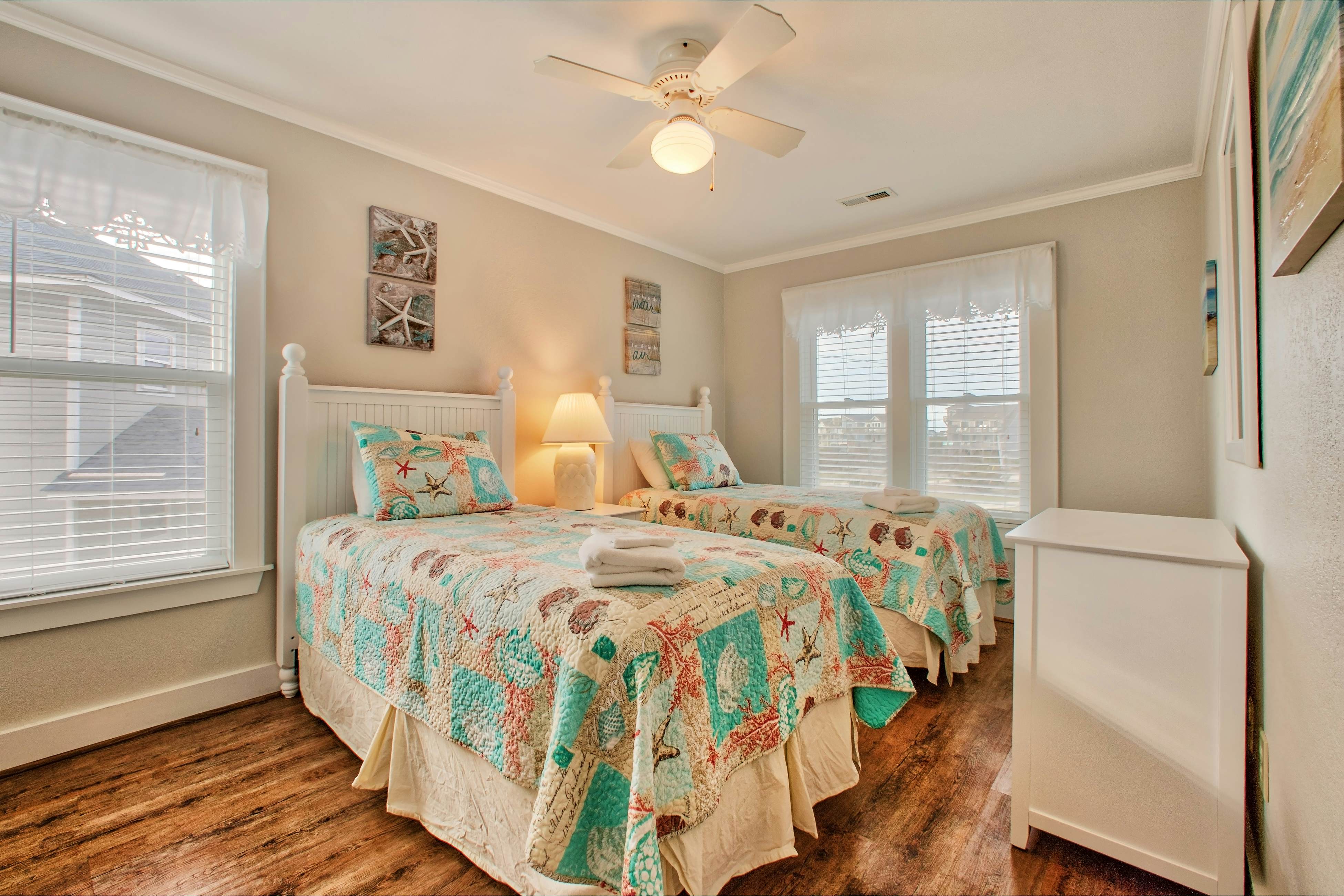 AVIC605 Sandy's Spot 605 IC