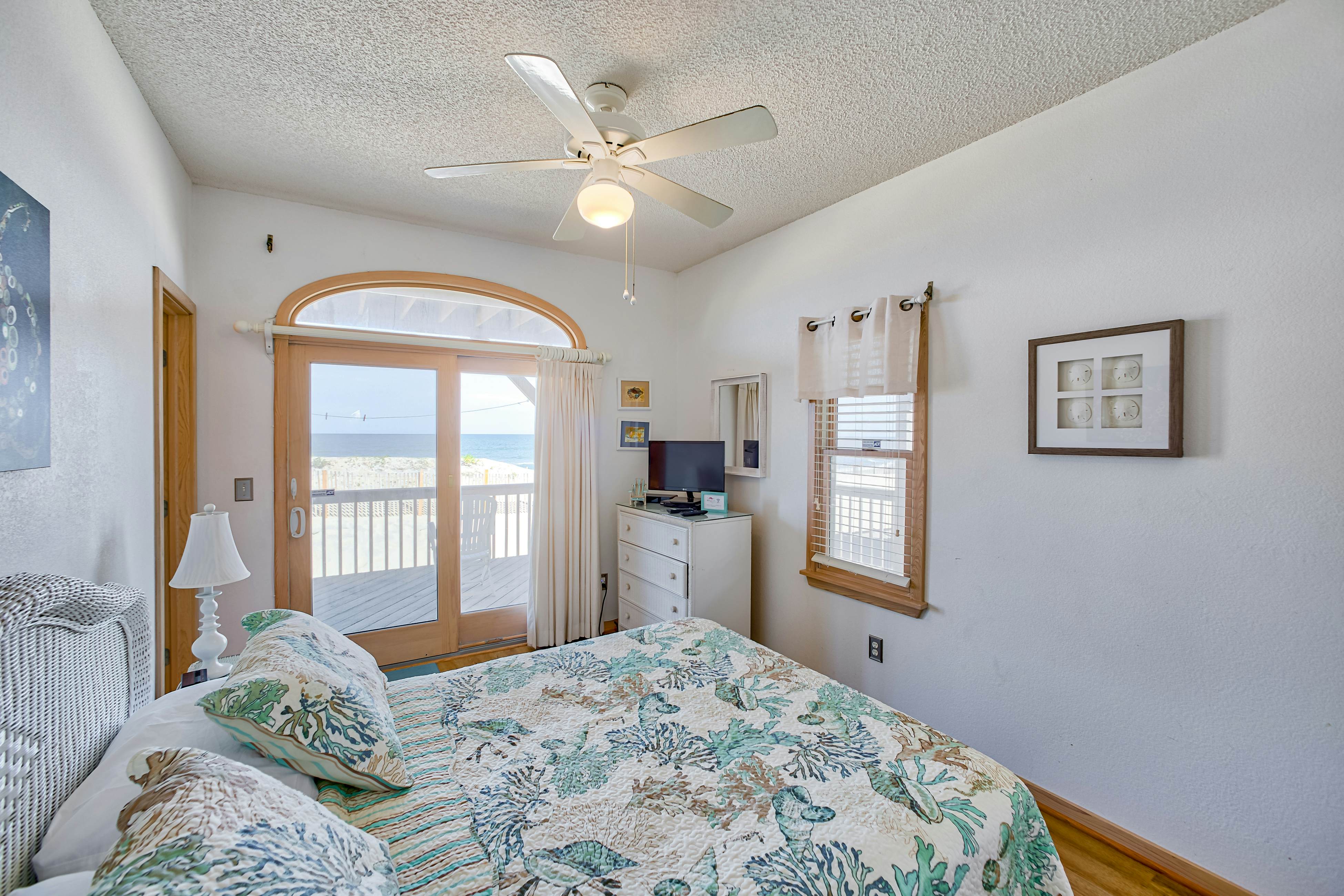 AV192 The Sand Jewel