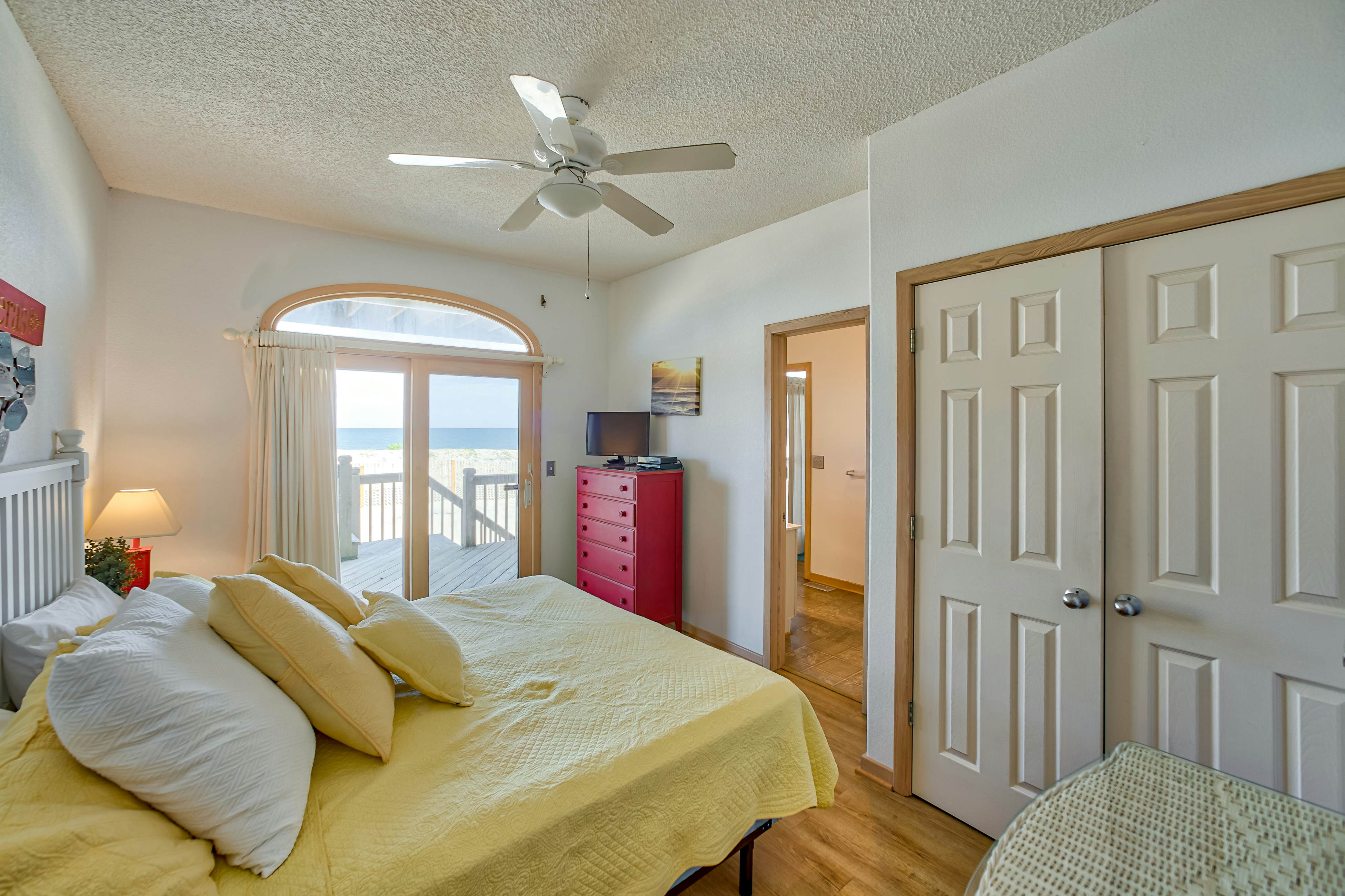 AV192 The Sand Jewel