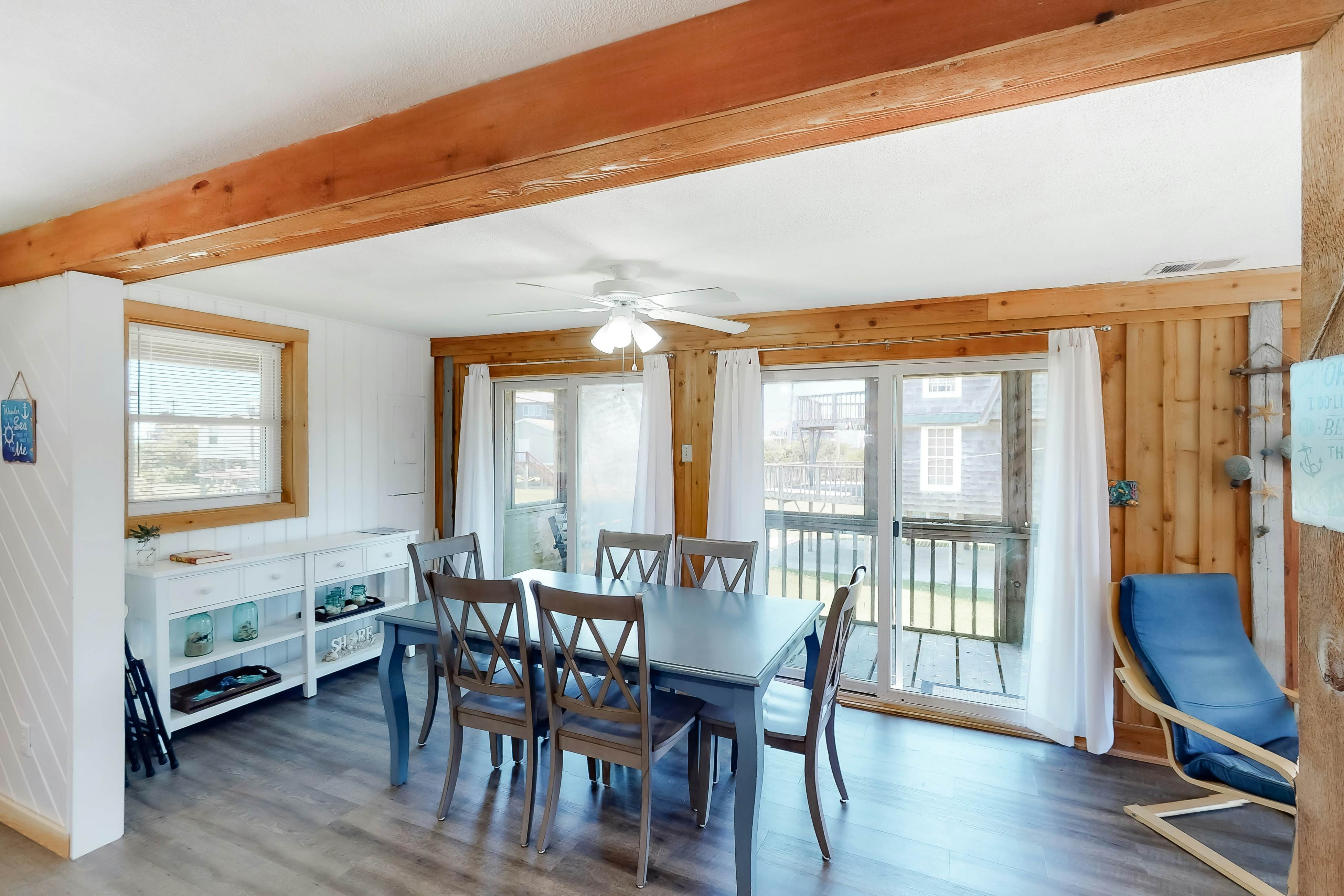 WVWSN23 44 Seashells