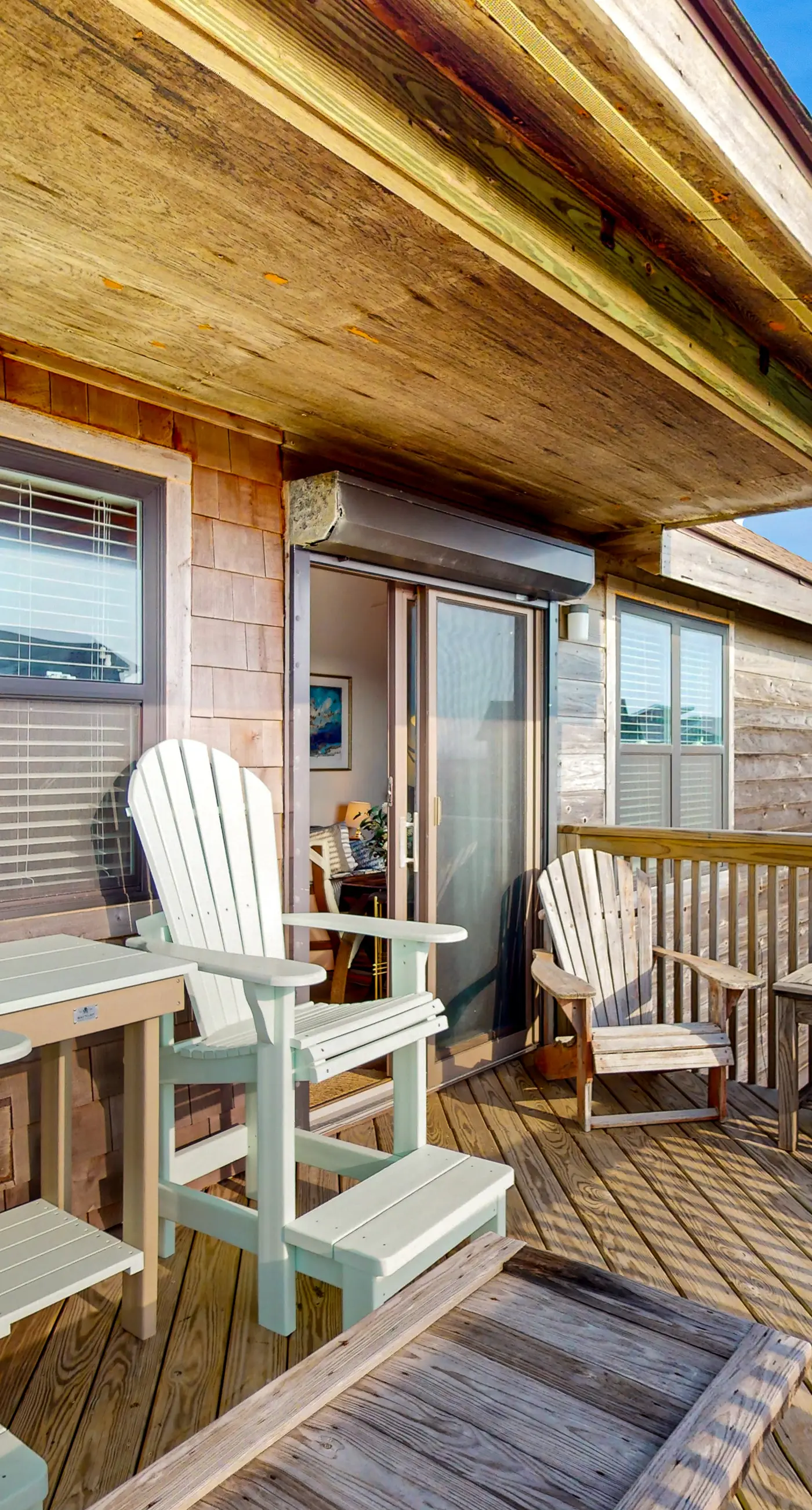 AV38 Tree House 38