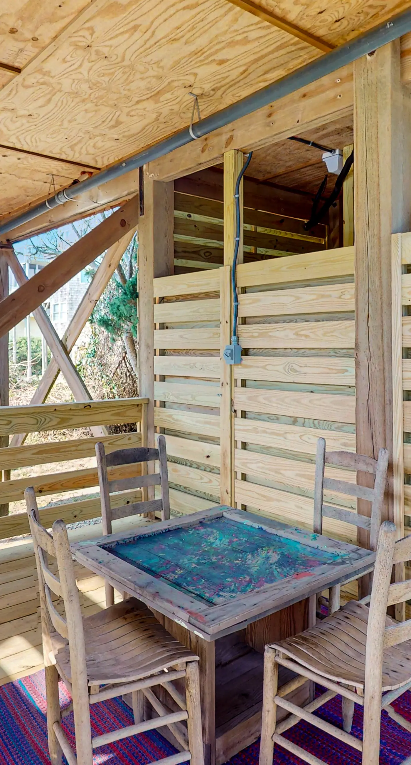 AV38 Tree House 38