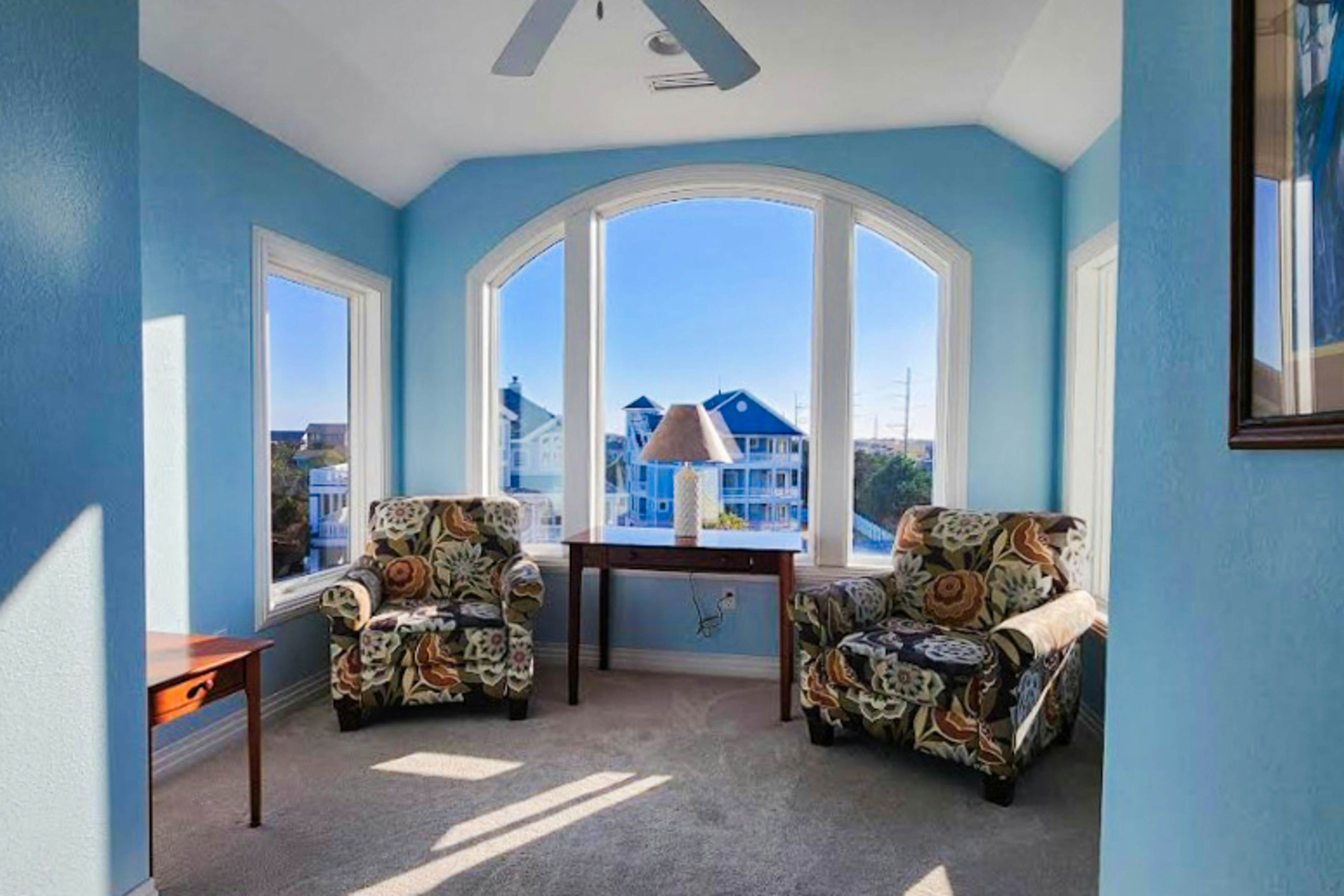 AVLE796 The Shark Tank 796