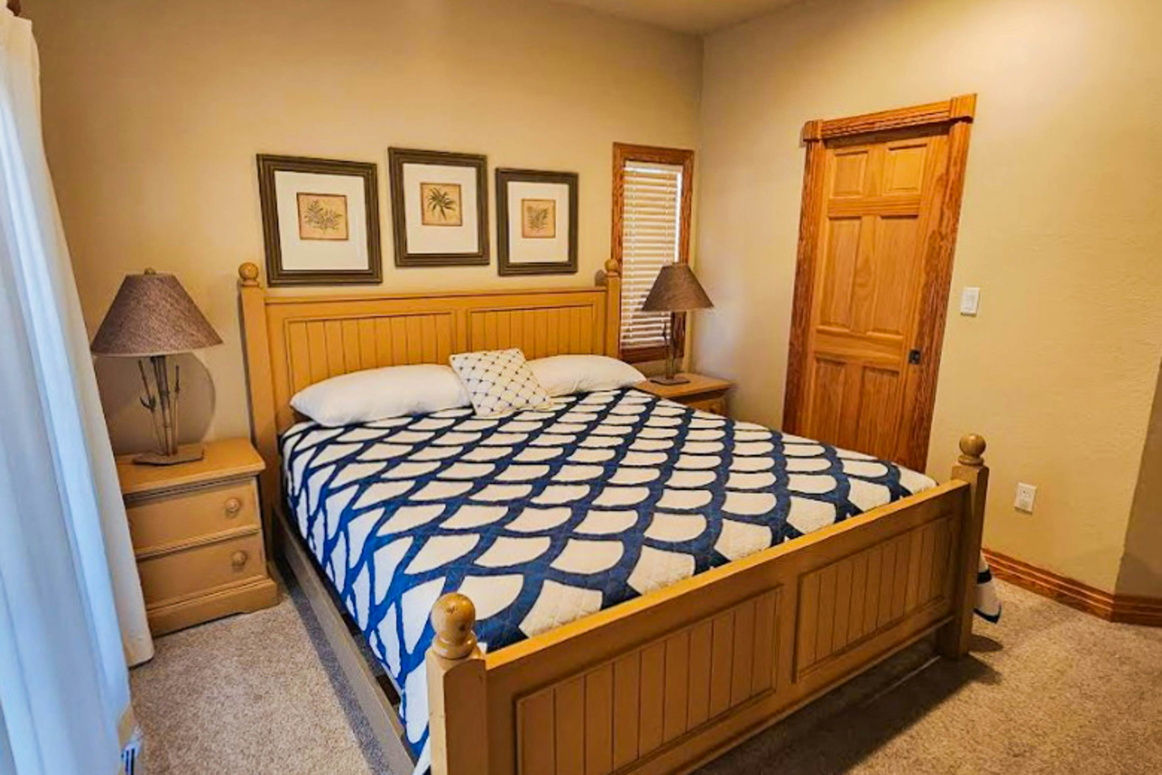 AVLE796 The Shark Tank 796