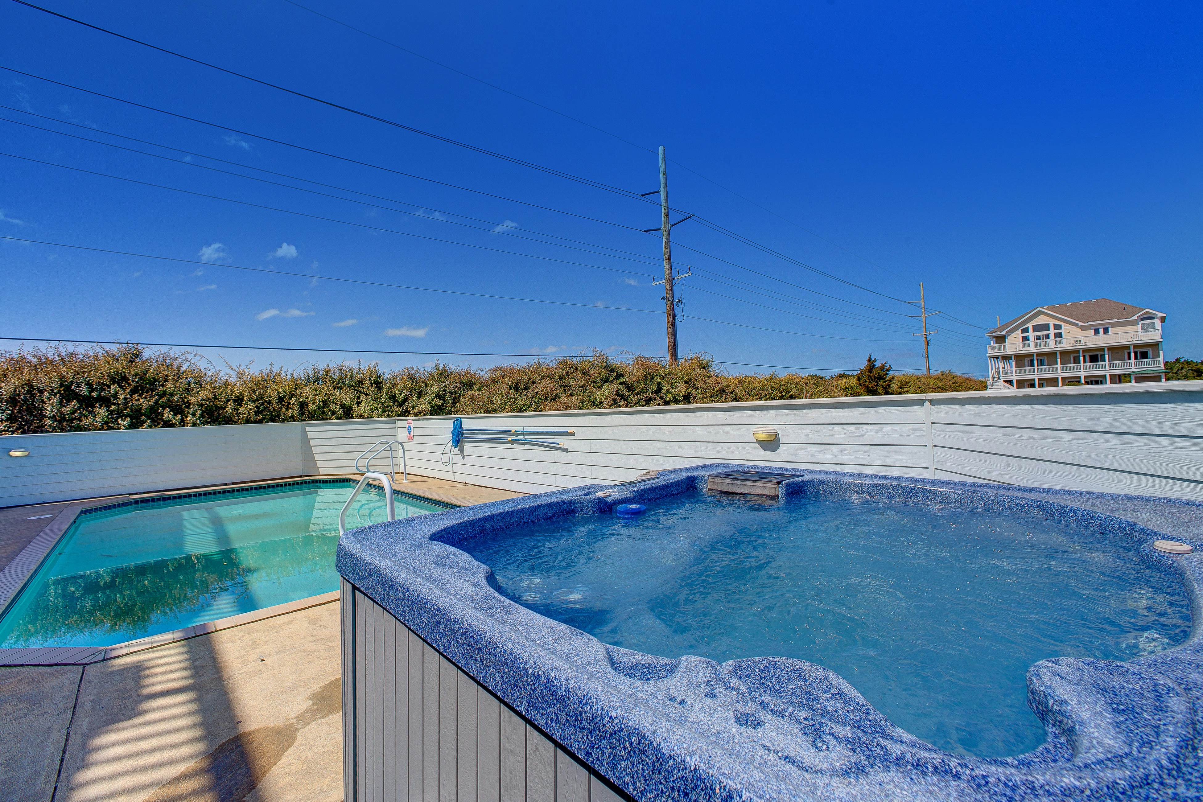 AVLE796 The Shark Tank 796