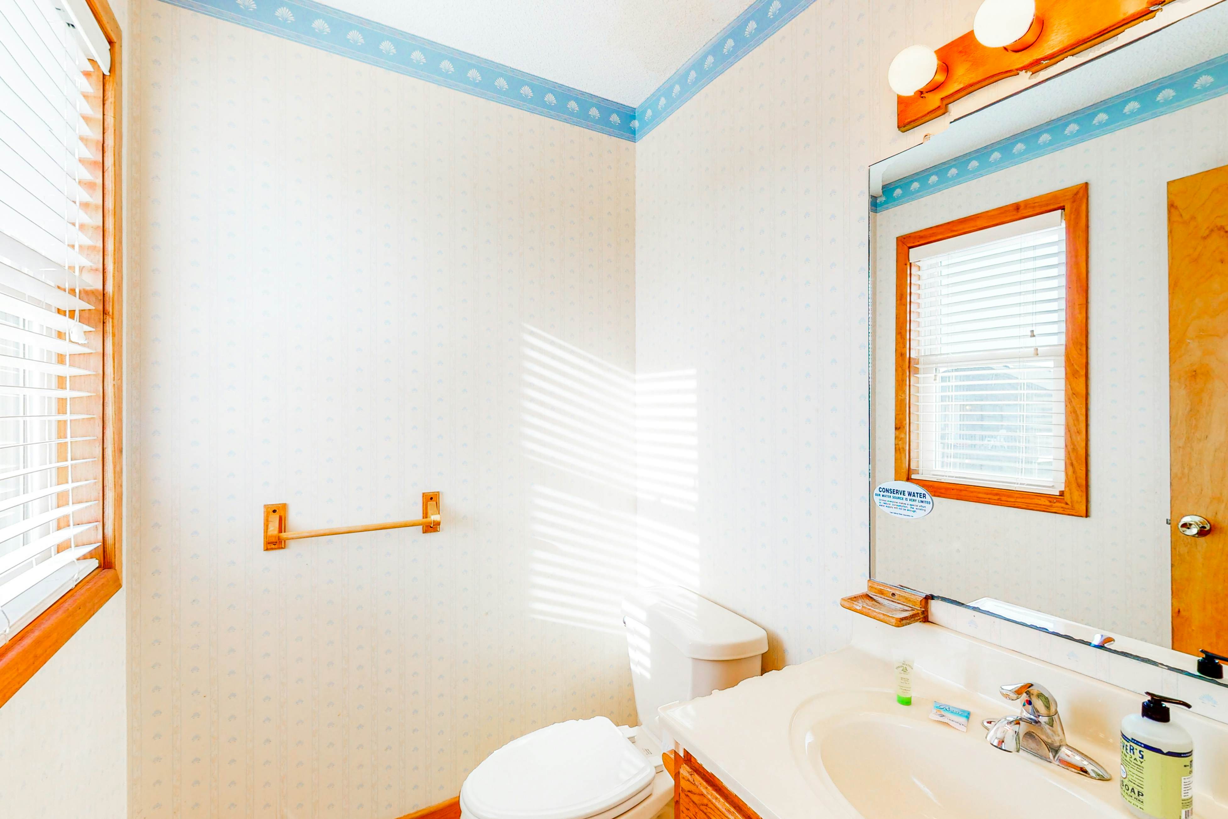 BXTB43 Harper House  #4BB