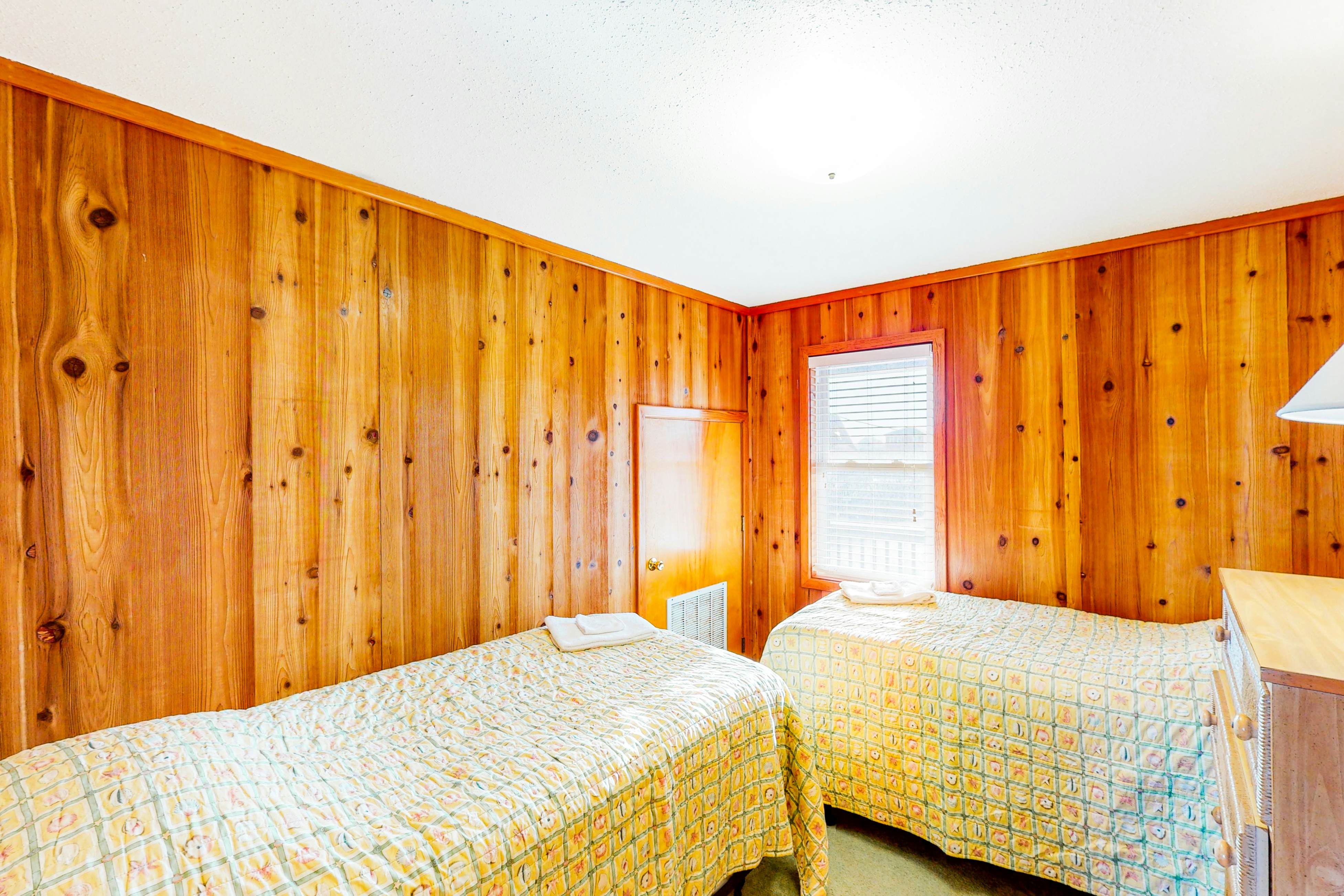 BXTB43 Harper House  #4BB