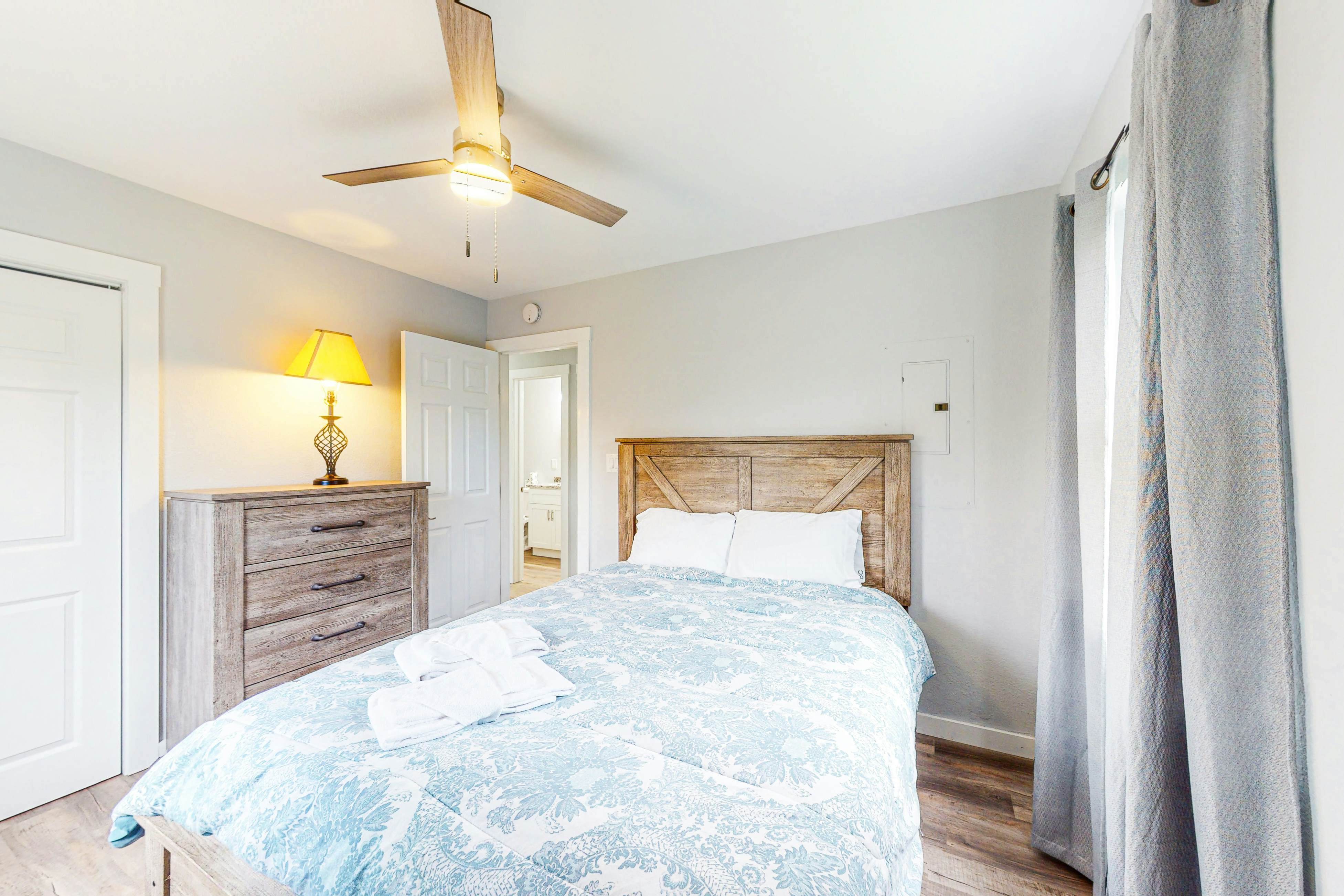 WVSIH2 Summer by the Sea