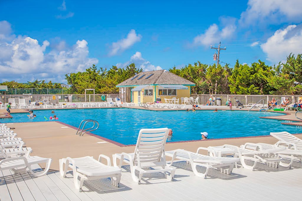 Sea Escape 25: Beachfront, dog-friendly, private hot tub