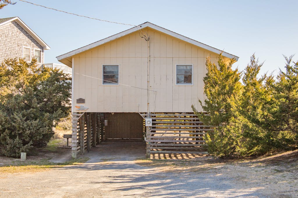 Sea Escape 25: Beachfront, dog-friendly, private hot tub