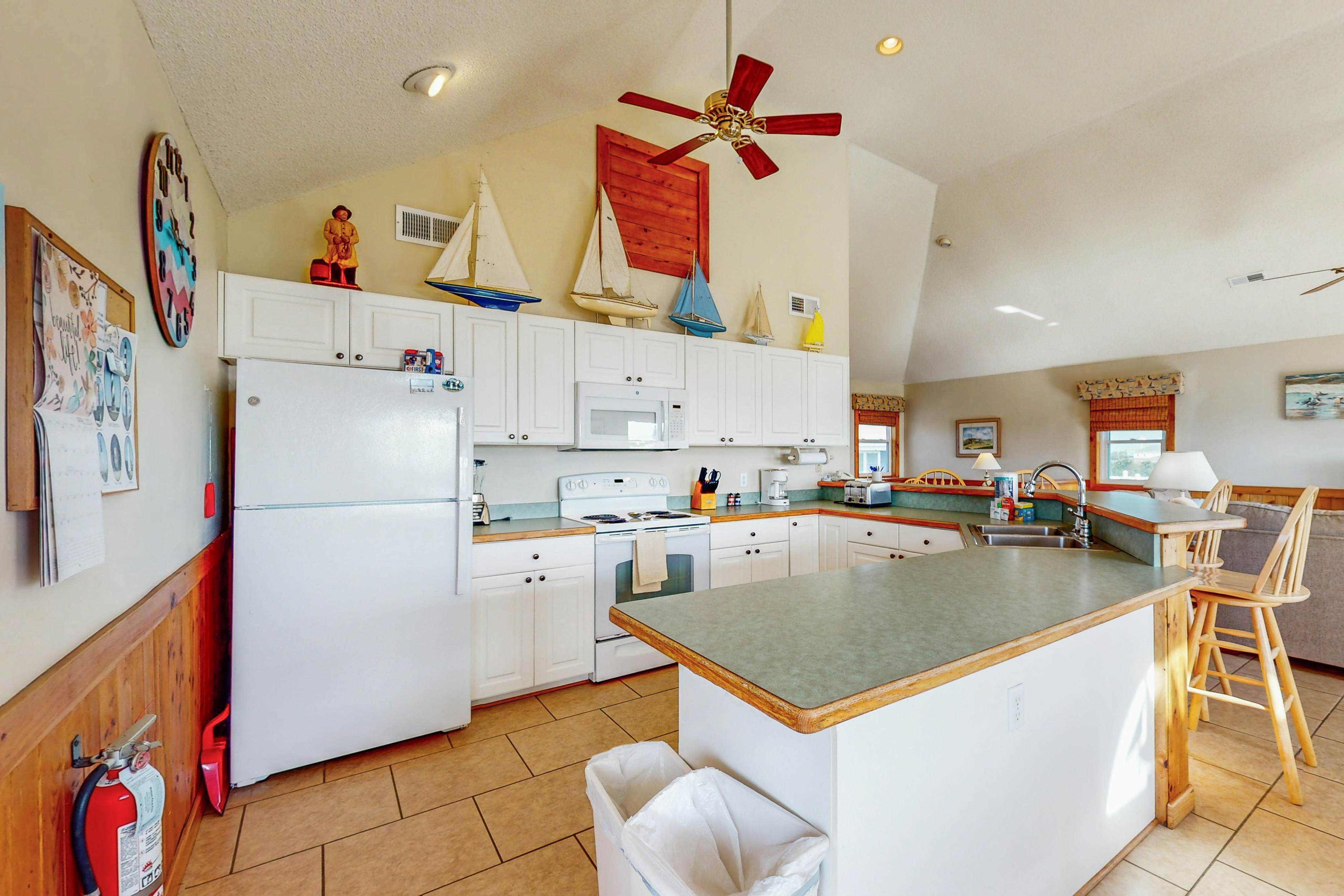 AVKS418 Regatta #18-4