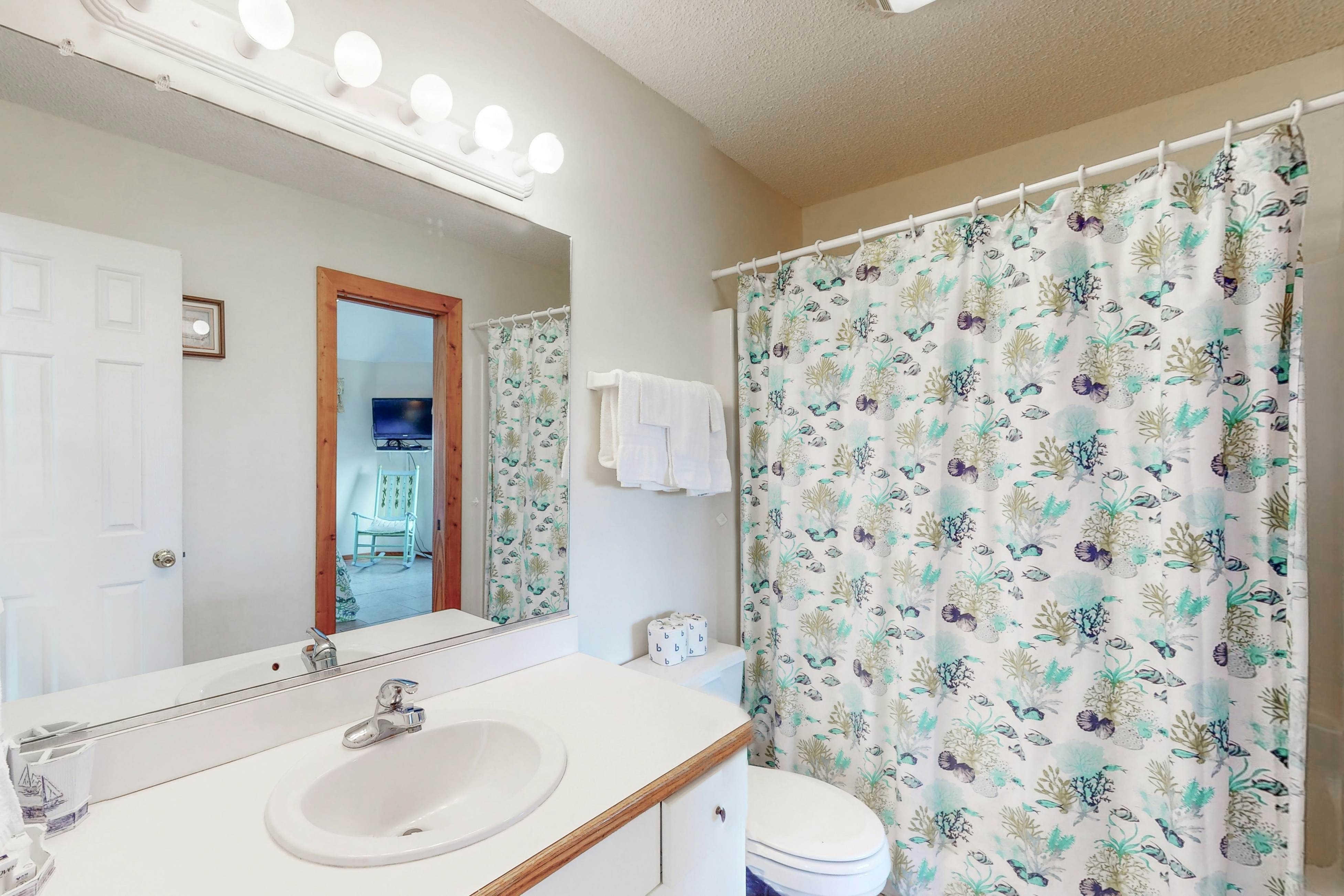 AVKS418 Regatta #18-4