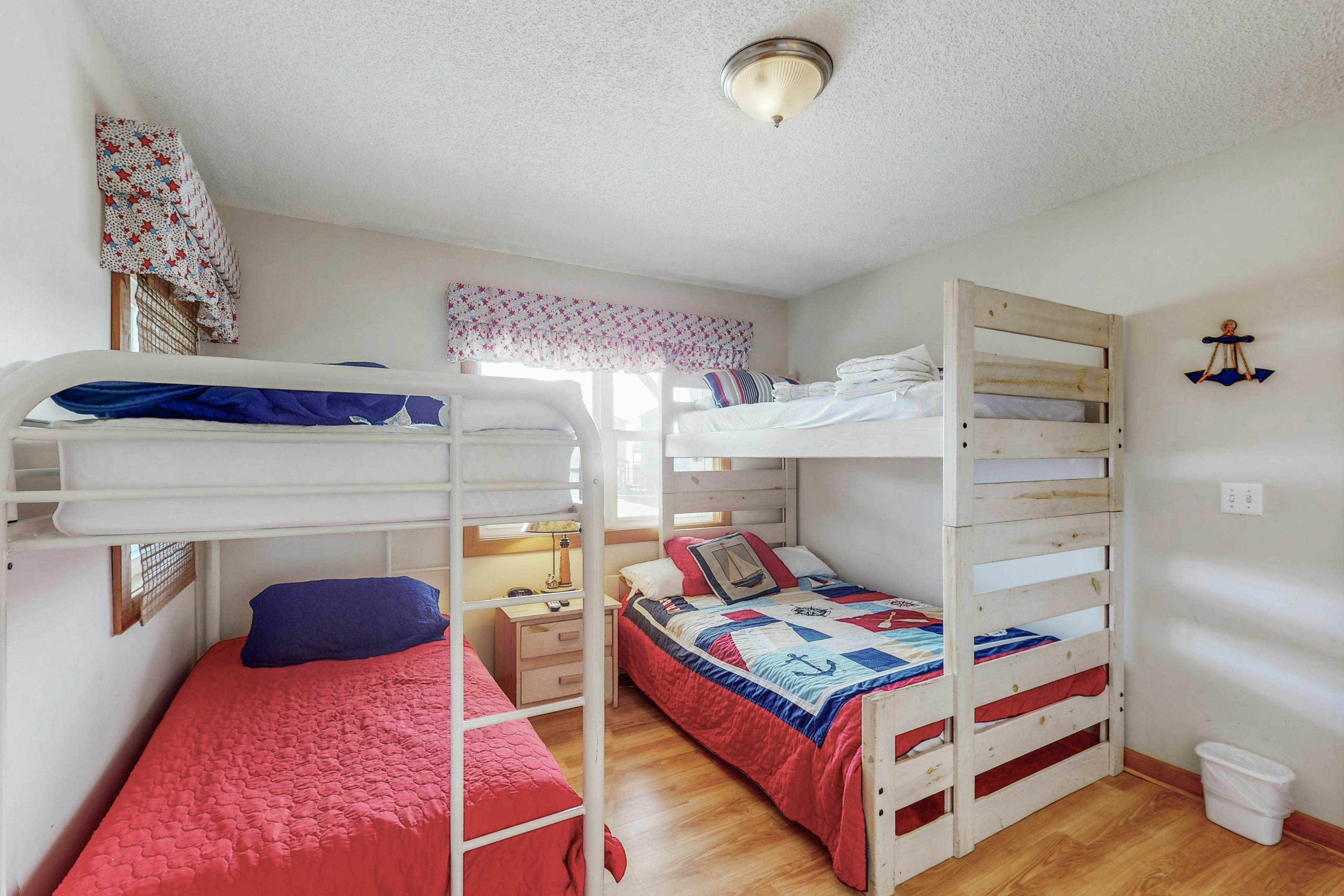 AVKS418 Regatta #18-4