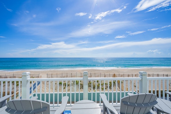 Lovely beachfront home with hot tub, pool, game room, & central AC