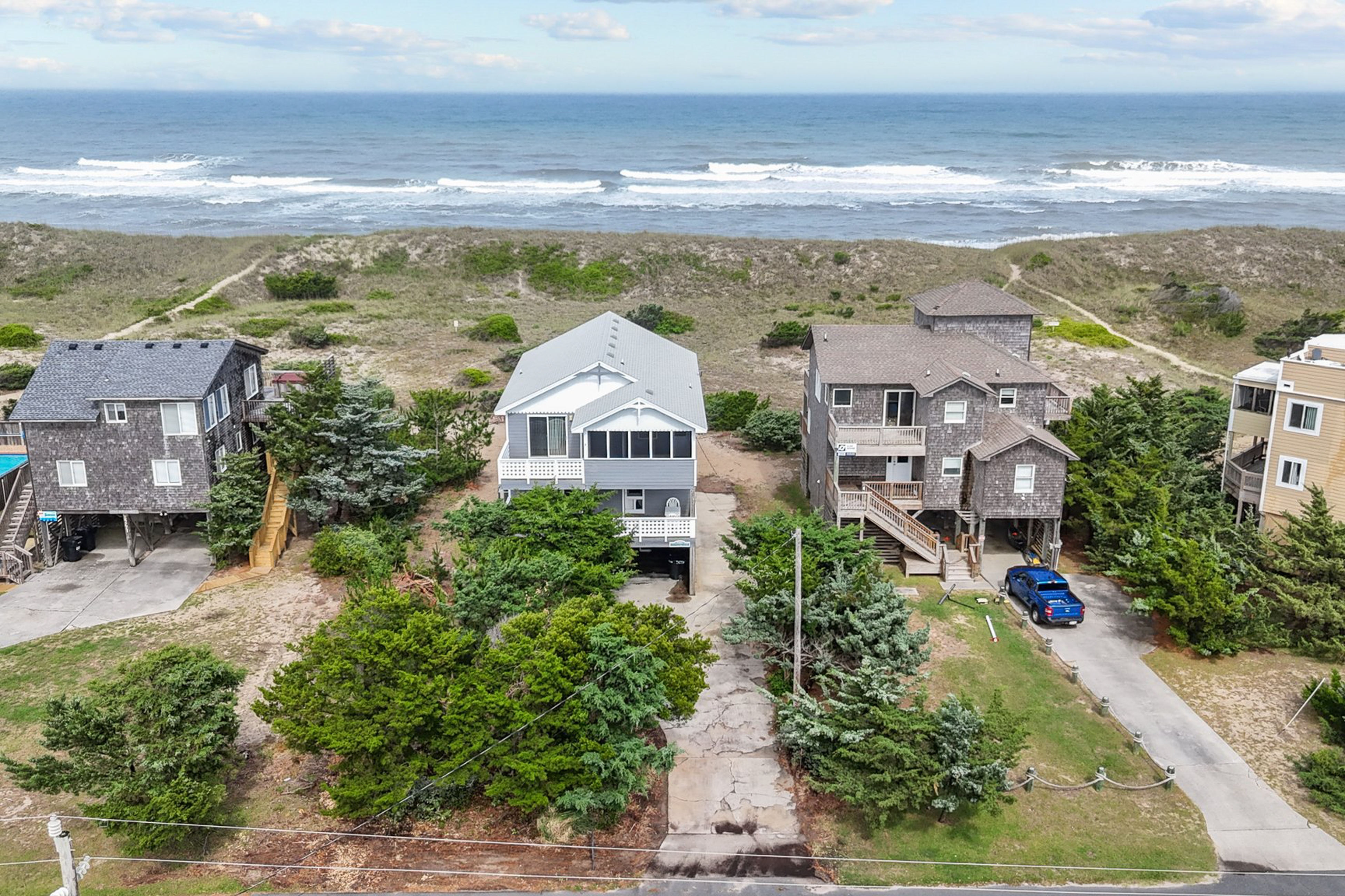Dream Oceanfront Getaway with Private Hot Tub, Full Kitchen, and WIFI | 5BR