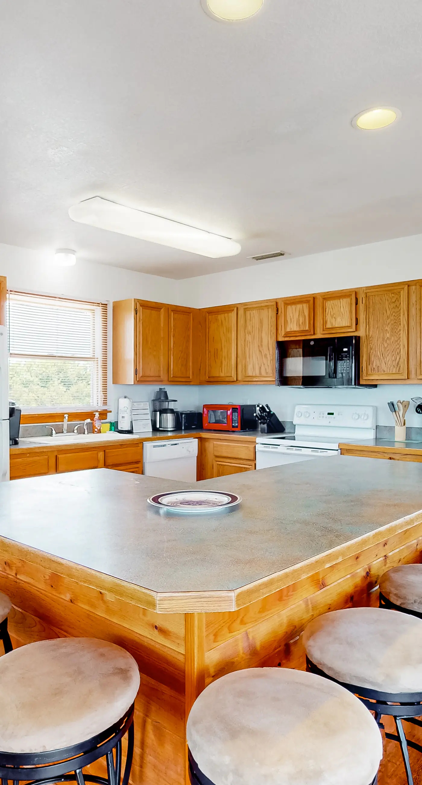 FOBB37 Breezy Point #37-F
