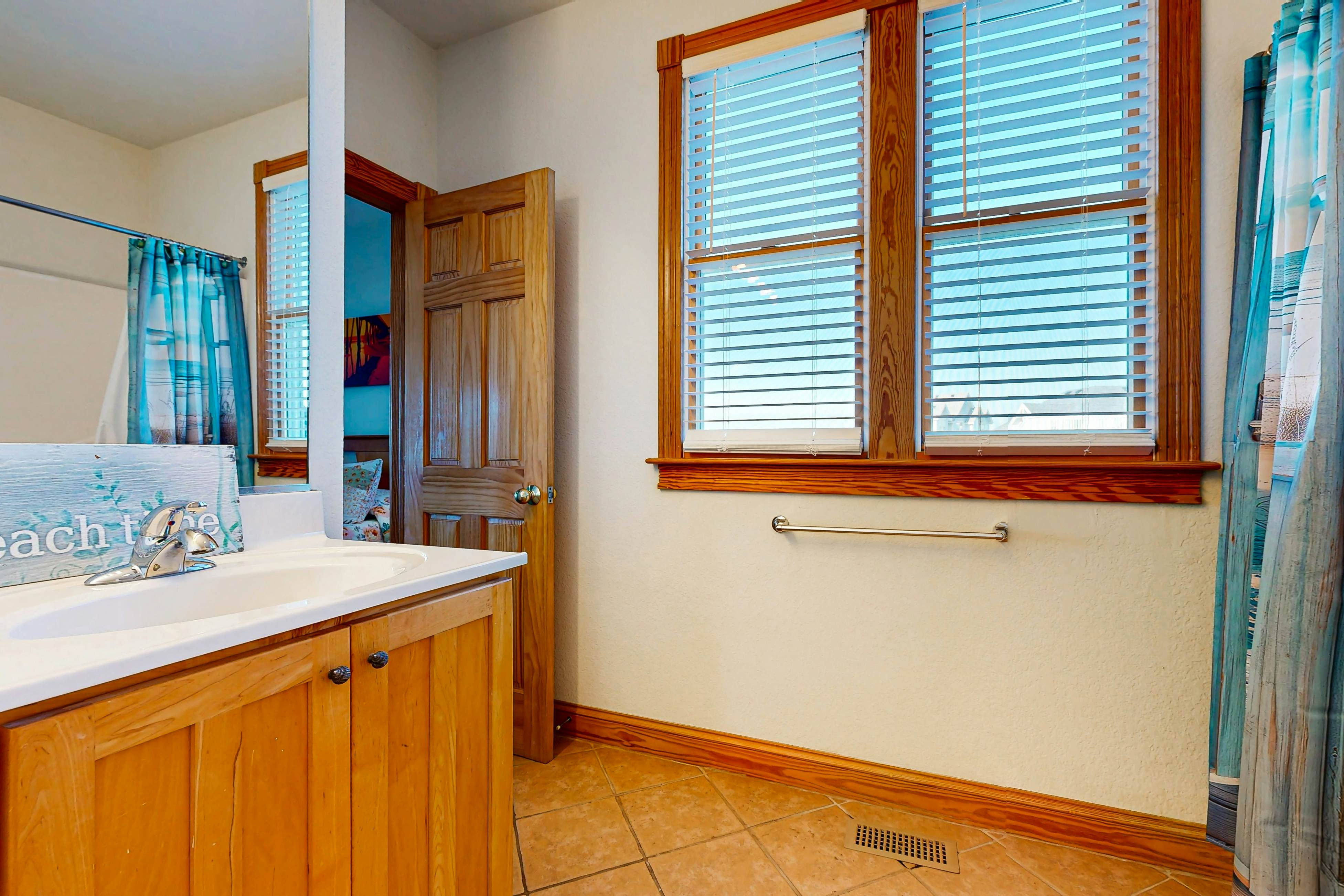 AVKS1115 The Oaks #15-11