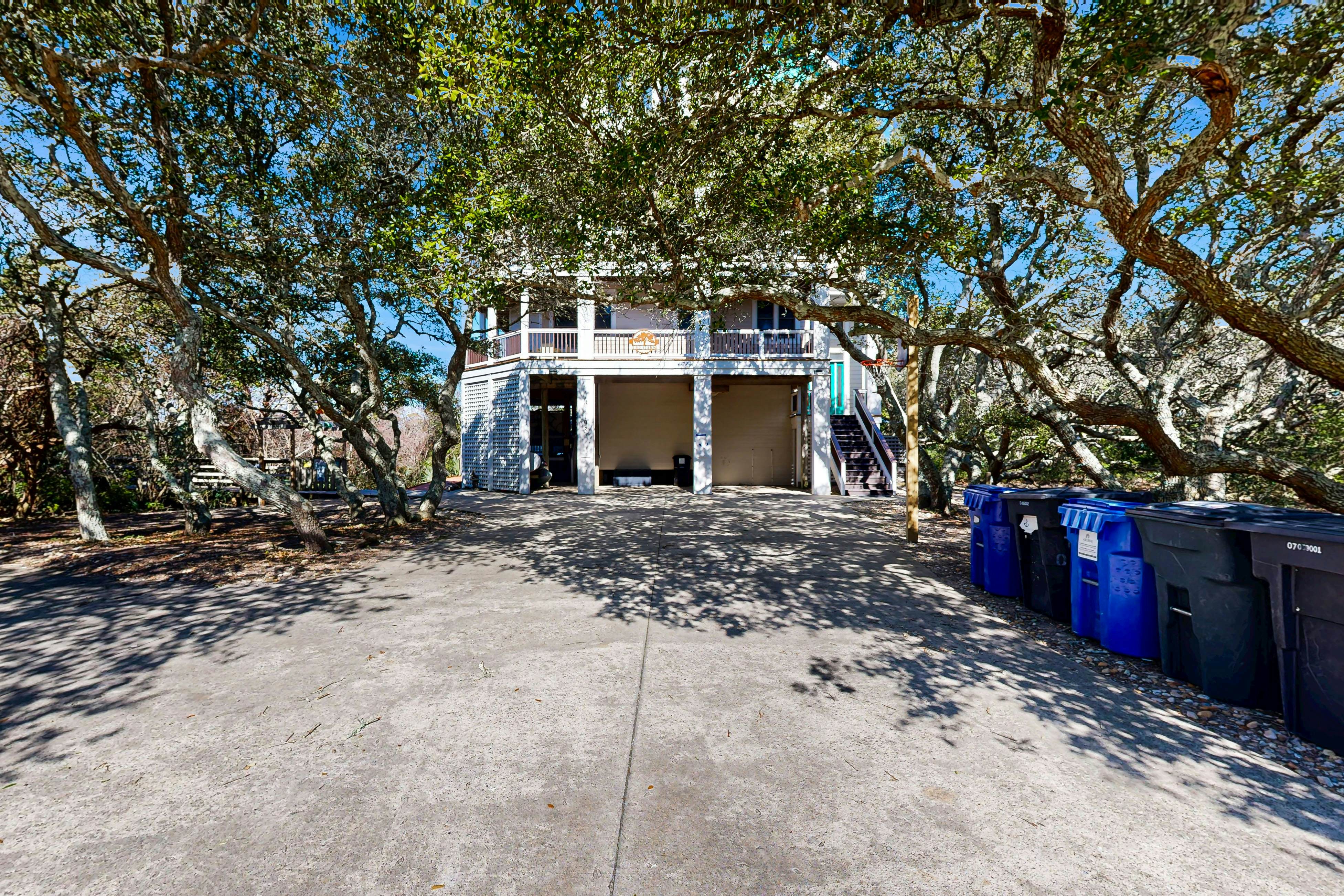 AVKS1115 The Oaks #15-11