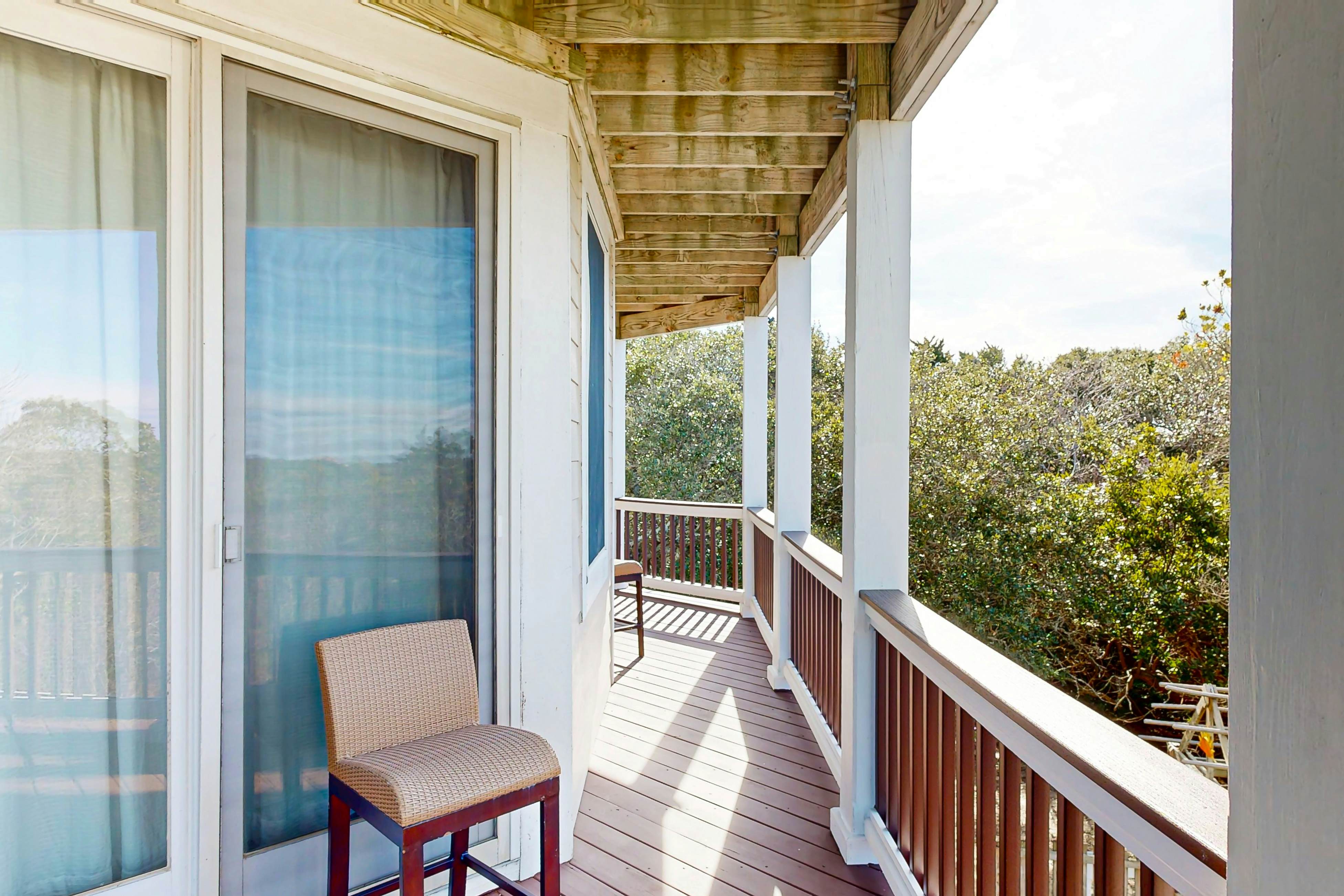 AVKS1115 The Oaks #15-11