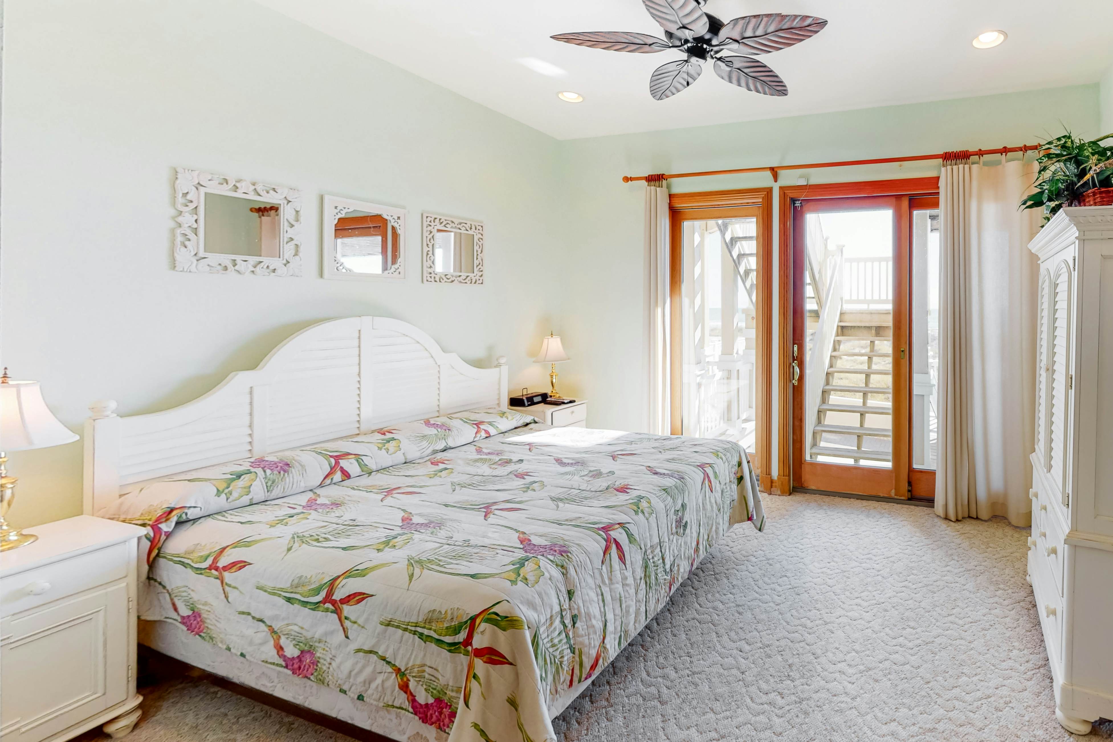 HAHL112 Pinch Me #12H